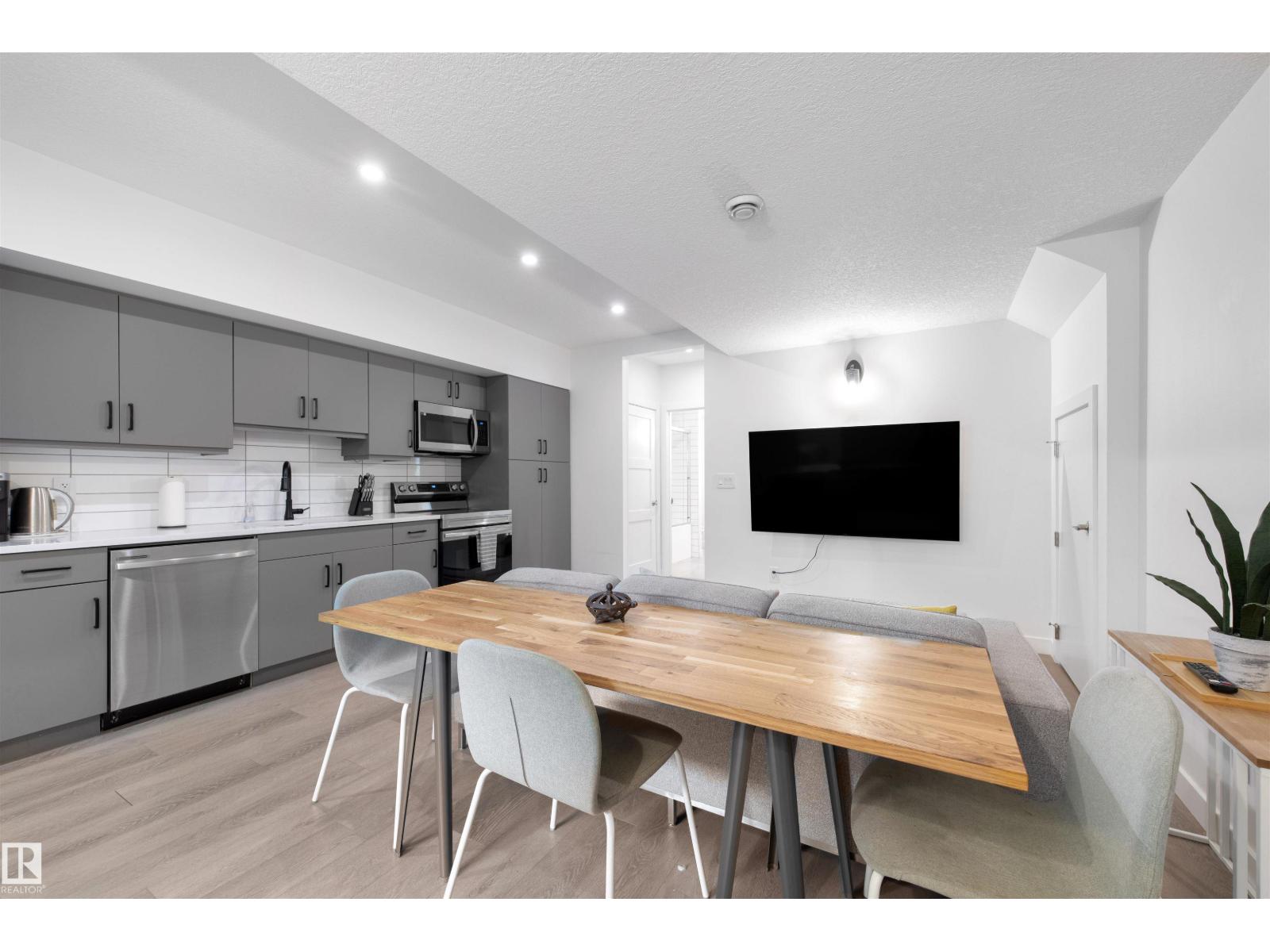 11204 & 11206 55 Av Nw, Edmonton, Alberta  T6H 0X1 - Photo 17 - E4458788