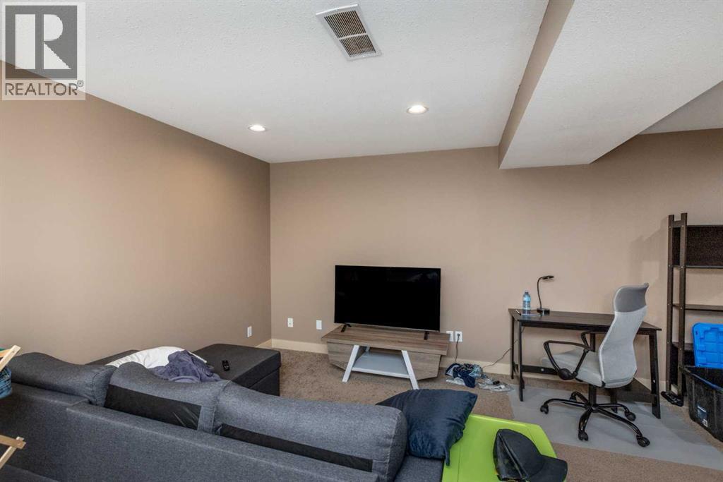 24 Legend Court, Sylvan Lake, Alberta  T4S 0B1 - Photo 24 - A2258388