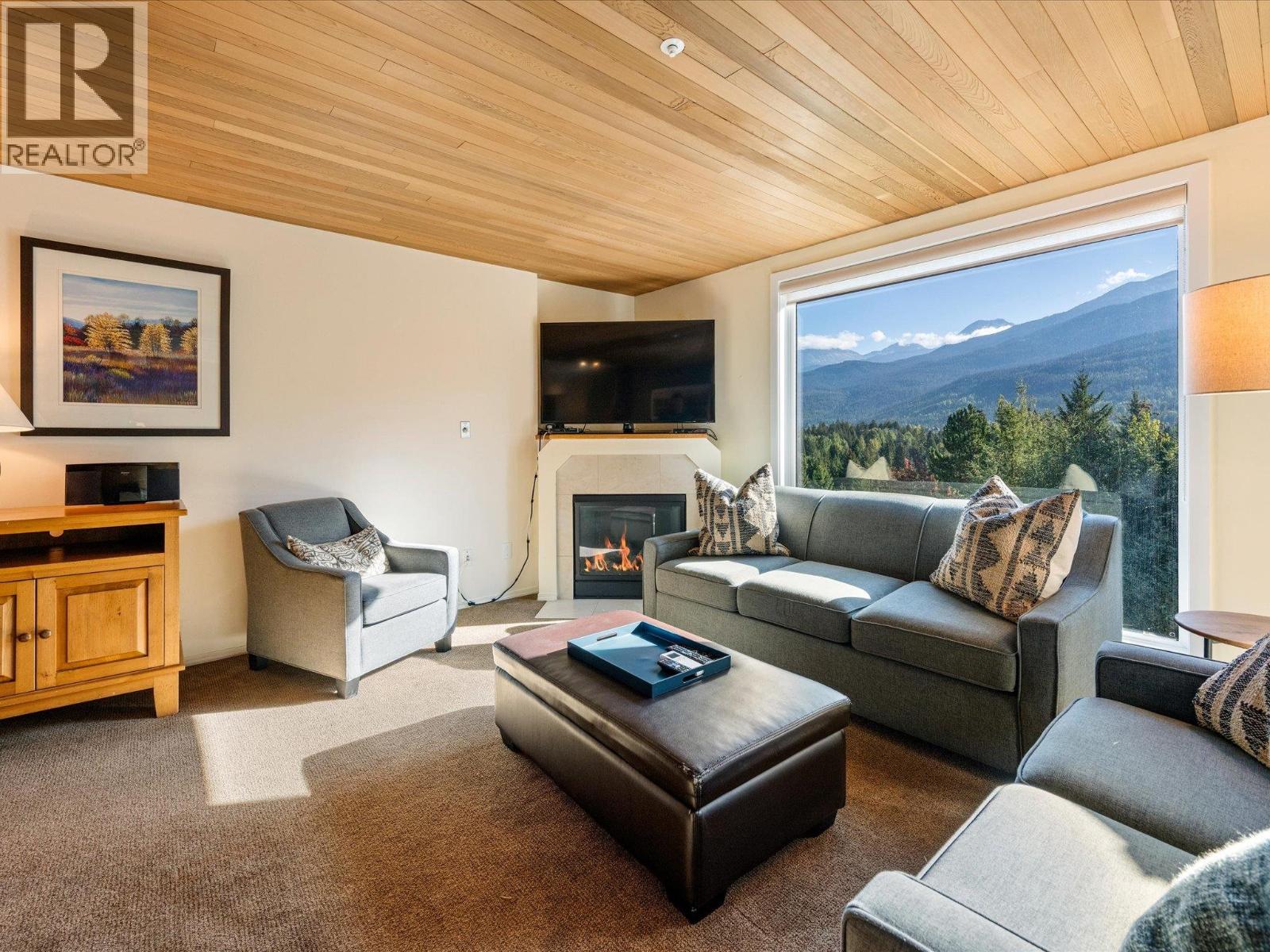 213 3217 Blueberry Drive, Whistler, British Columbia  V8E 0B8 - Photo 4 - R3041515
