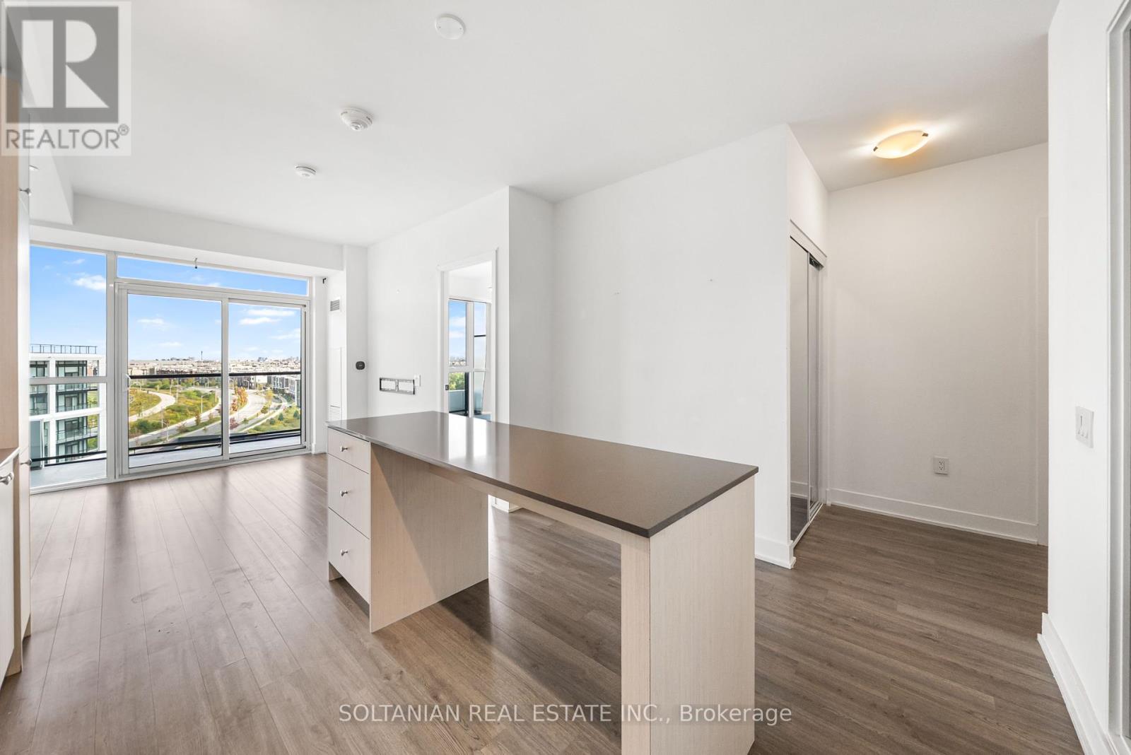 810 - 50 George Butchart Drive, Toronto, Ontario  M3K 0C9 - Photo 12 - W12424985