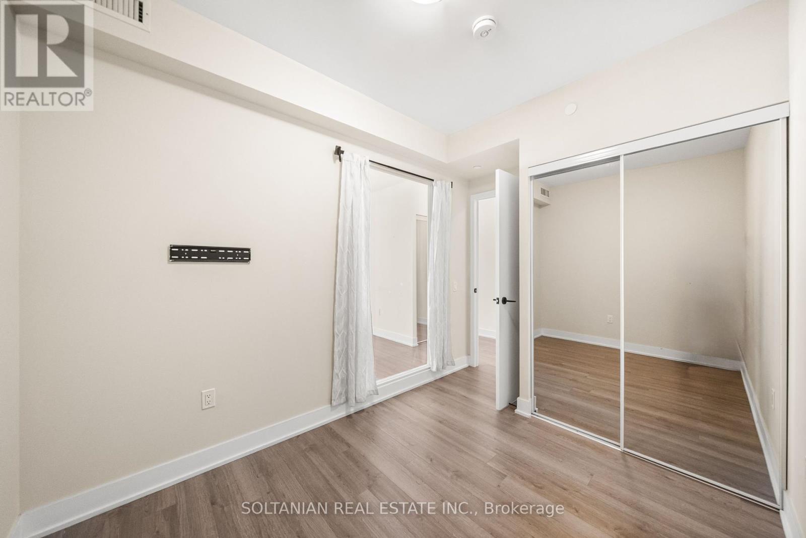 810 - 50 George Butchart Drive, Toronto, Ontario  M3K 0C9 - Photo 23 - W12424985