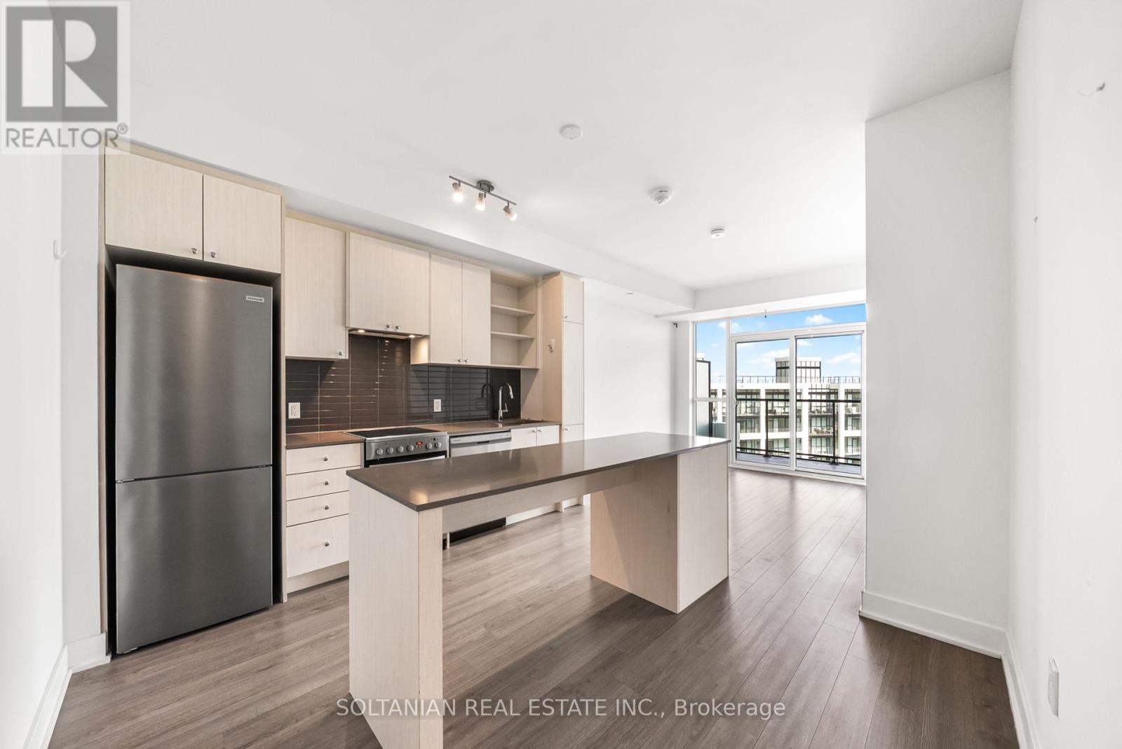 810 - 50 George Butchart Drive, Toronto, Ontario  M3K 0C9 - Photo 3 - W12424985
