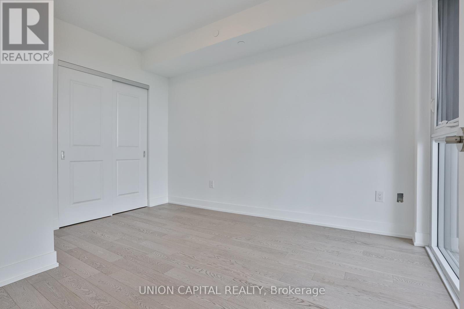 1104 - 1063 Douglas Mccurdy Comm Circle, Mississauga, Ontario  L5G 0C5 - Photo 13 - W12424991