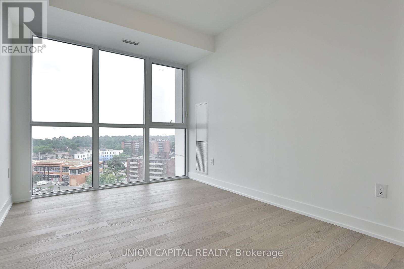 1104 - 1063 Douglas Mccurdy Comm Circle, Mississauga, Ontario  L5G 0C5 - Photo 17 - W12424991