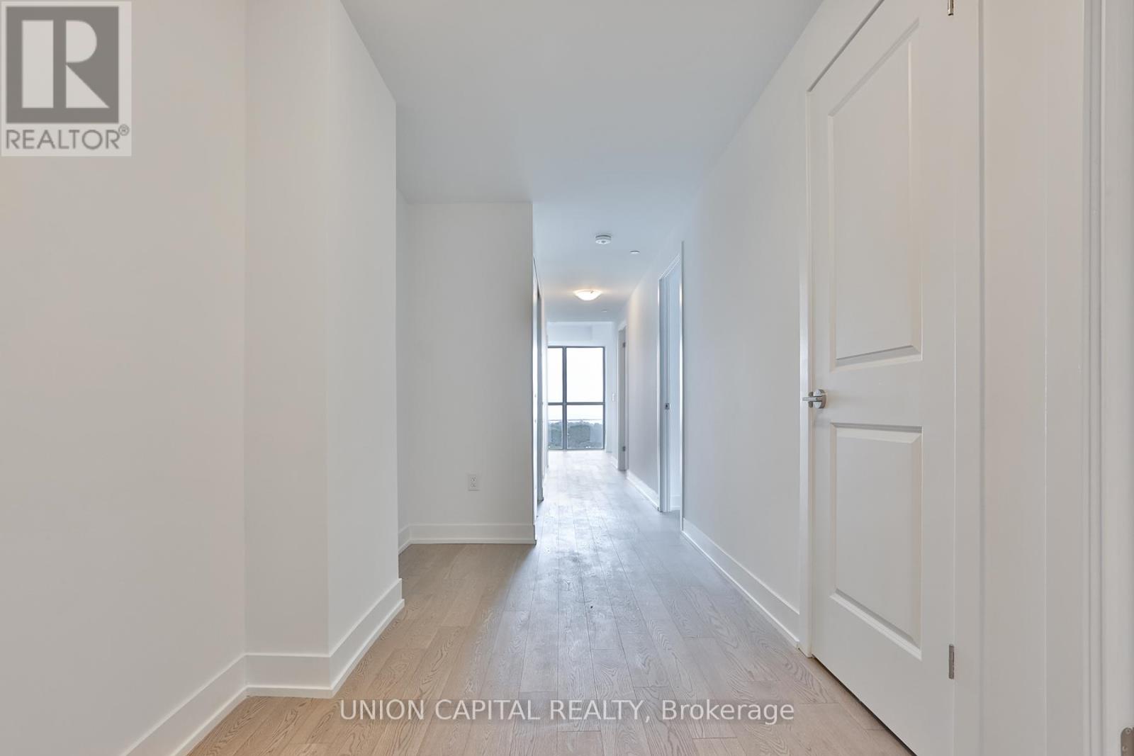 1104 - 1063 Douglas Mccurdy Comm Circle, Mississauga, Ontario  L5G 0C5 - Photo 26 - W12424991