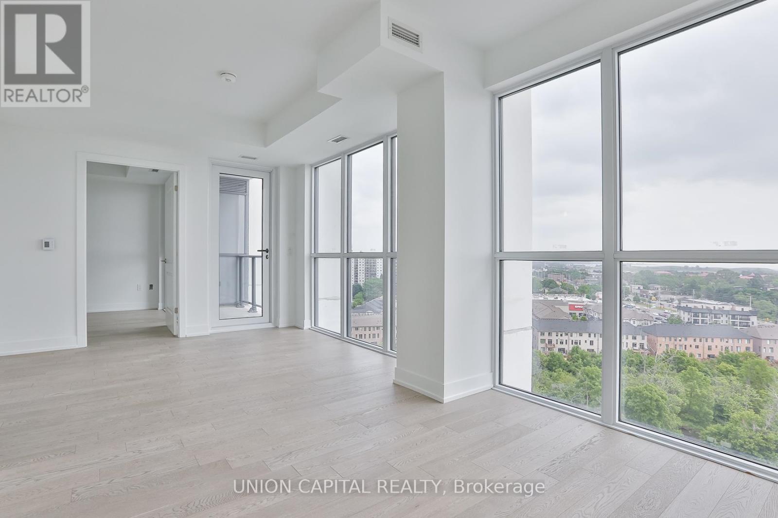 1104 - 1063 Douglas Mccurdy Comm Circle, Mississauga, Ontario  L5G 0C5 - Photo 7 - W12424991