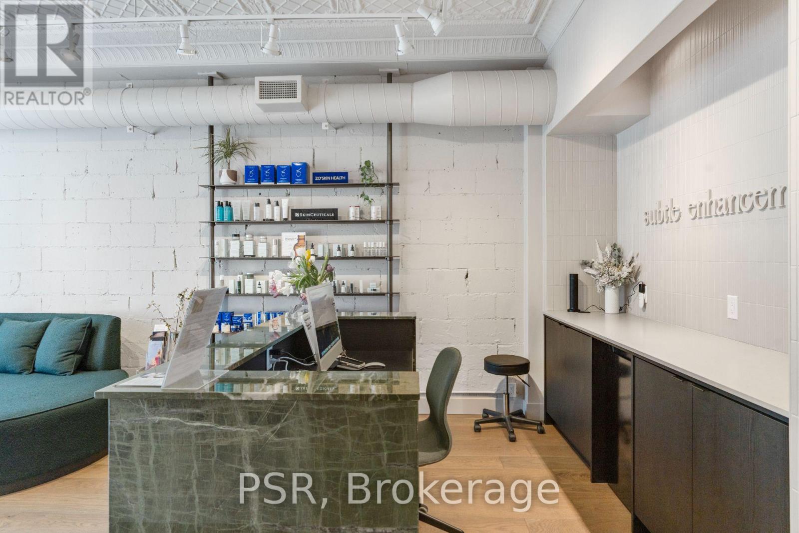 1656 Queen Street W, Toronto, Ontario  M6R 1B2 - Photo 11 - W12424997