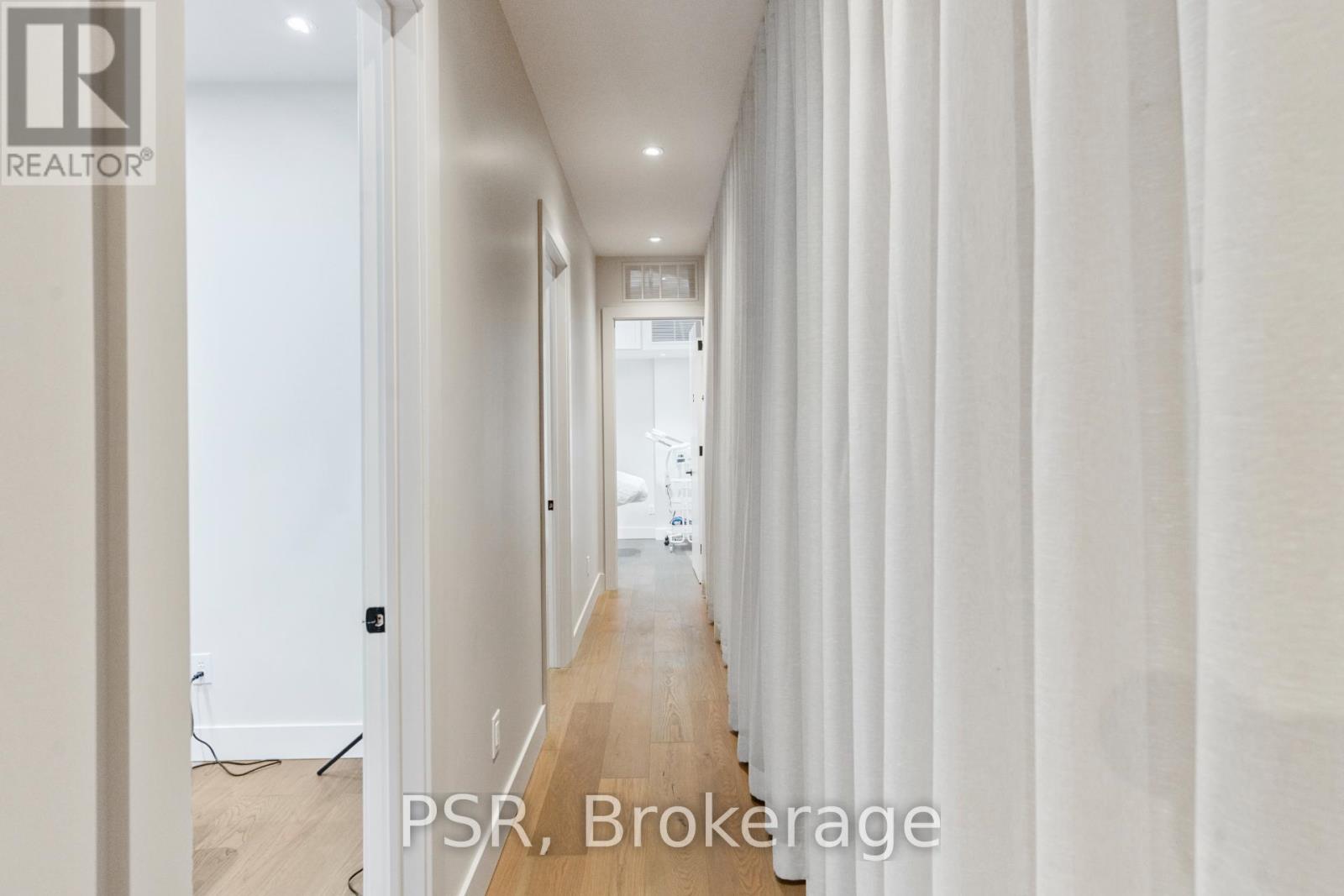 1656 Queen Street W, Toronto, Ontario  M6R 1B2 - Photo 25 - W12425002