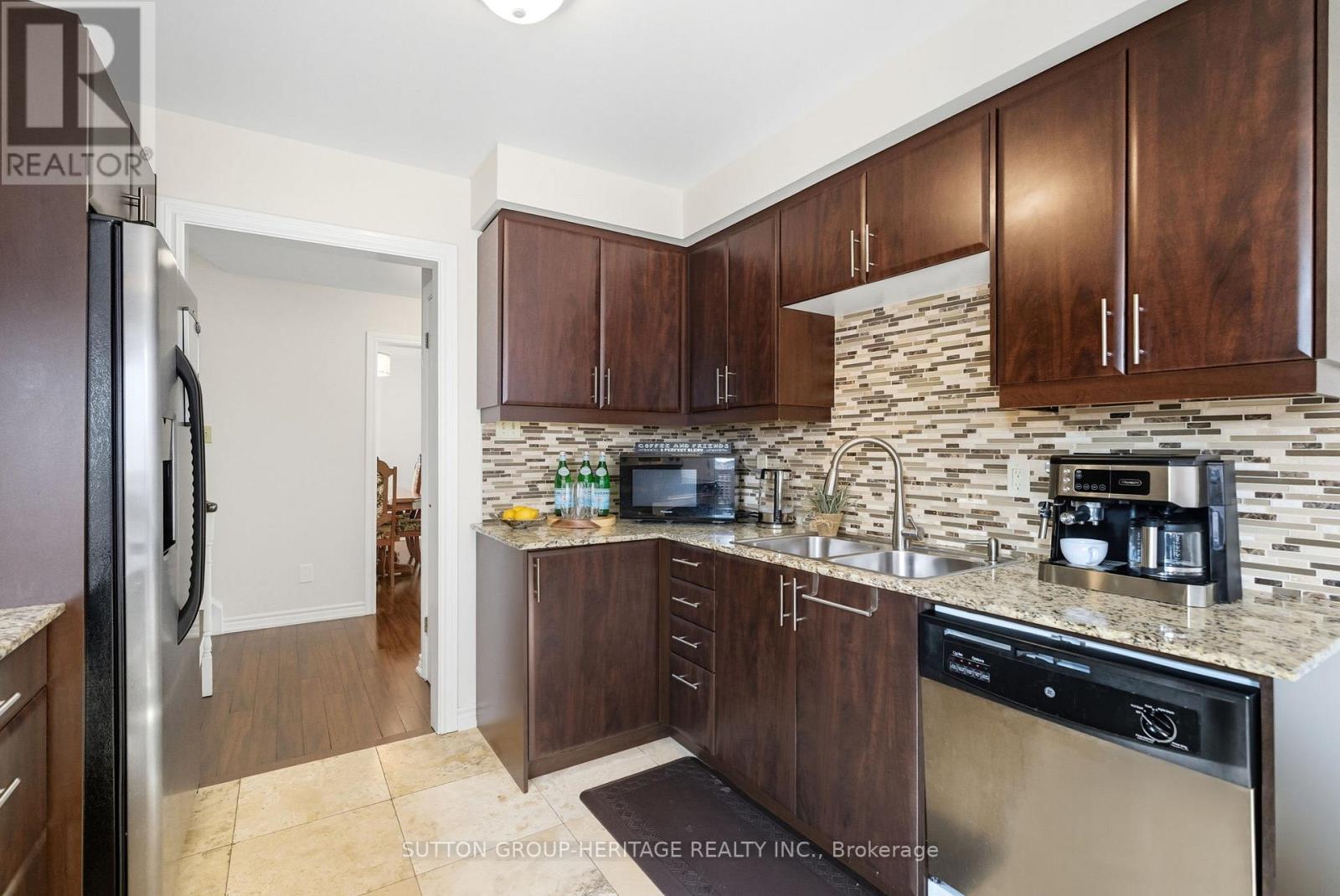 1471 Fieldlight Boulevard, Pickering, Ontario  L1V 2S3 - Photo 11 - E12423741