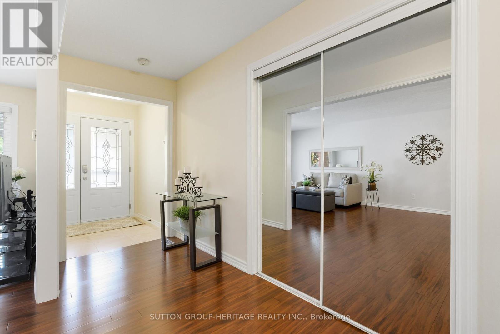 1471 Fieldlight Boulevard, Pickering, Ontario  L1V 2S3 - Photo 4 - E12423741