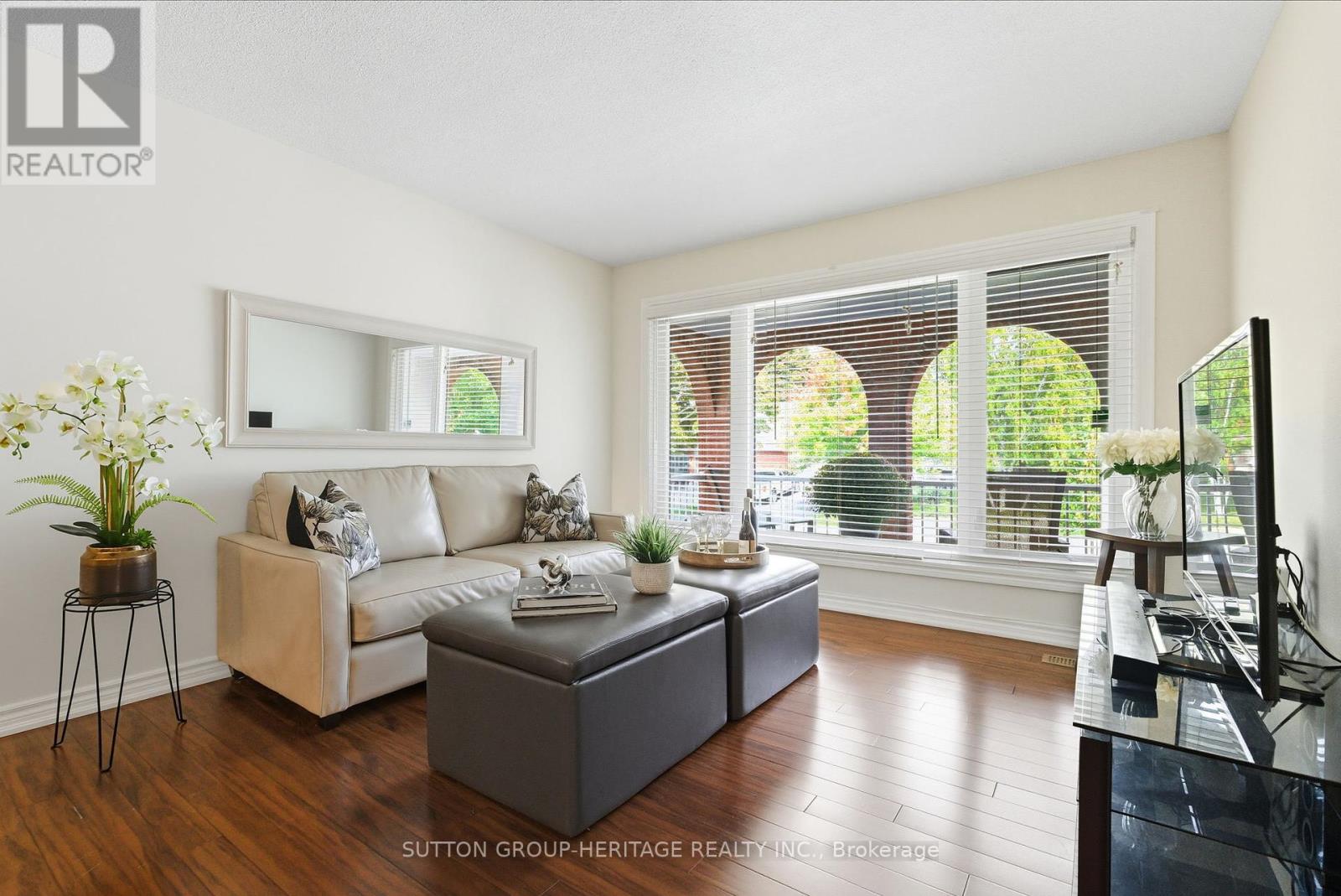 1471 Fieldlight Boulevard, Pickering, Ontario  L1V 2S3 - Photo 6 - E12423741