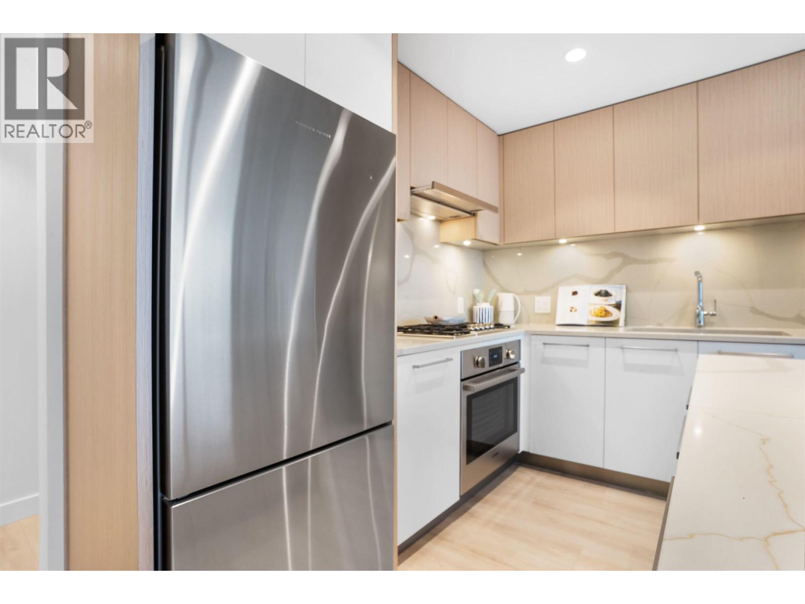 3607 567 Clarke Road, Coquitlam, British Columbia  V3J 0K7 - Photo 3 - R3051993