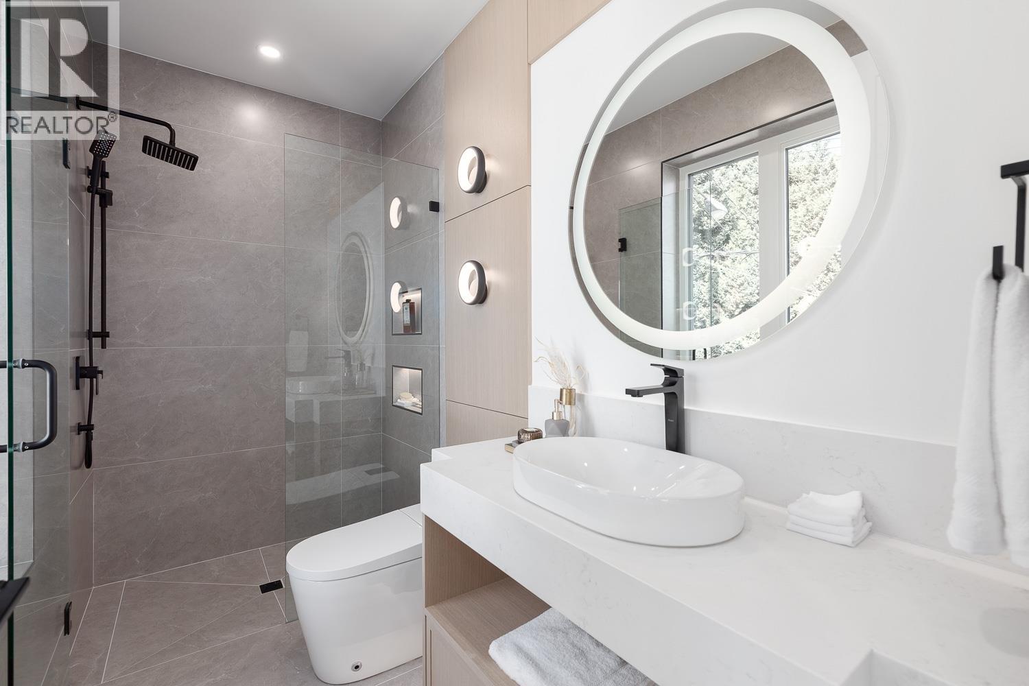477 W 20th Avenue, Vancouver, British Columbia  V5Y 2C7 - Photo 11 - R3052005