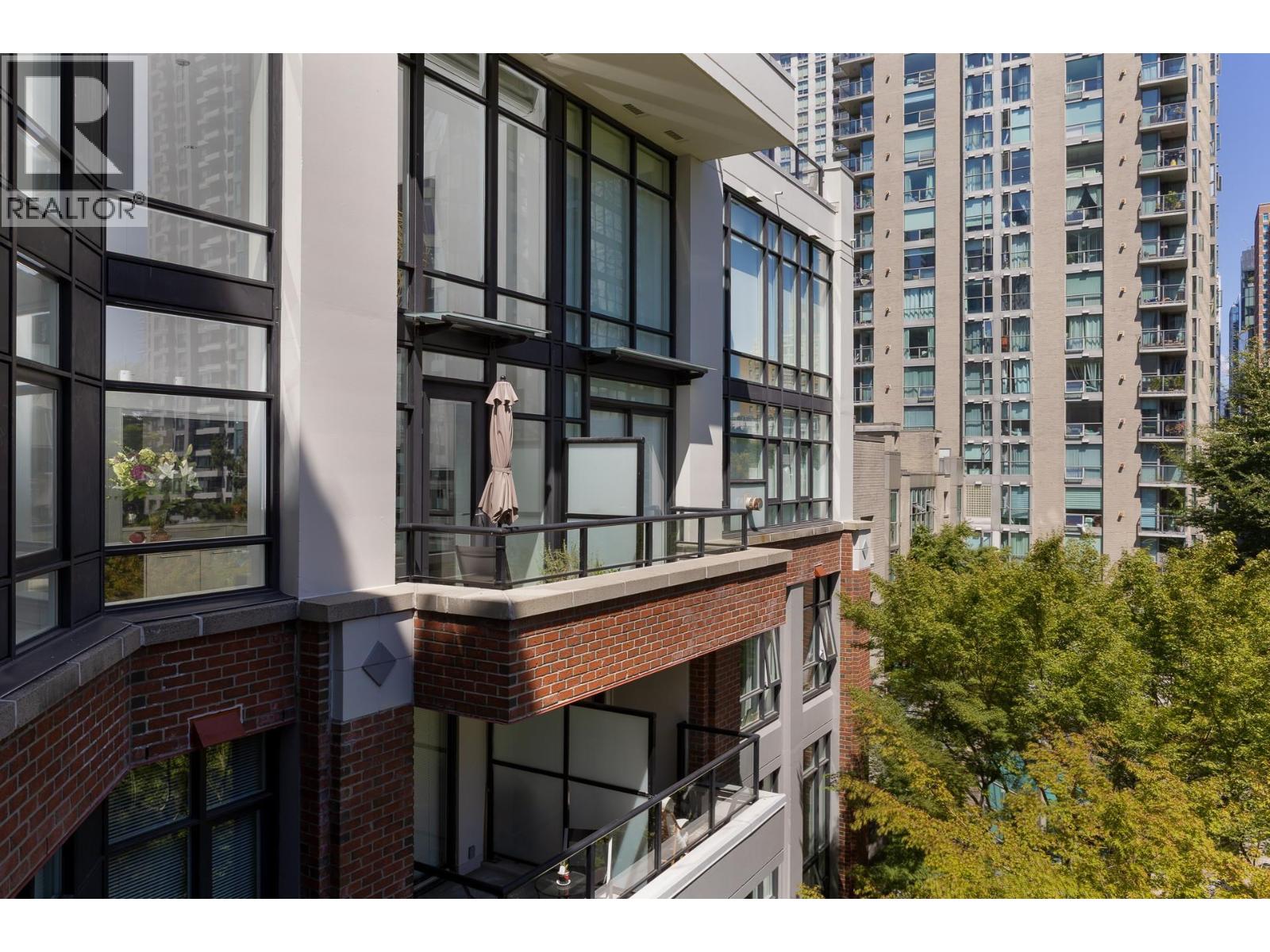 401 988 Richards Street, Vancouver, British Columbia  V6B 8R2 - Photo 29 - R3052017