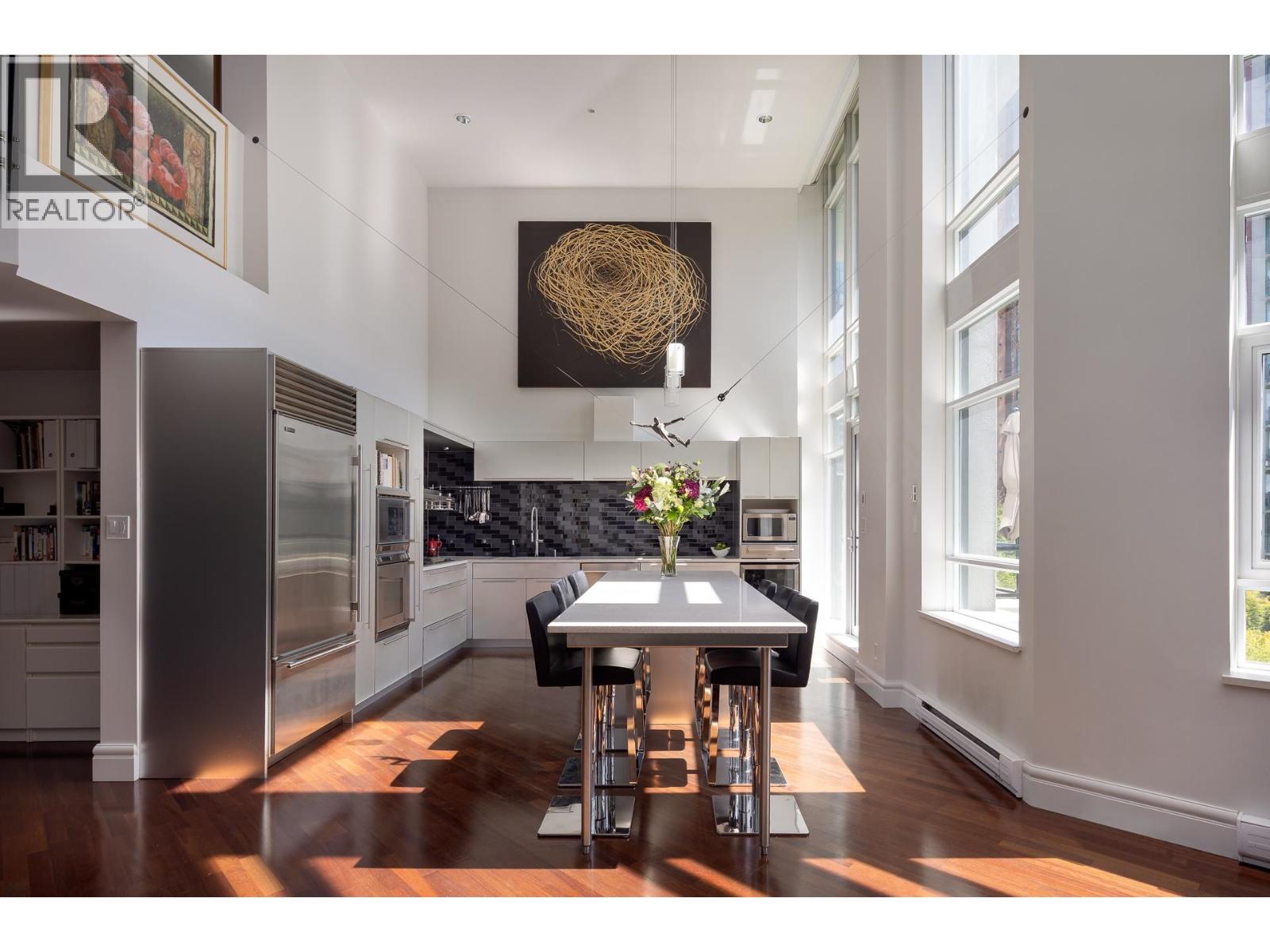 401 988 Richards Street, Vancouver, British Columbia  V6B 8R2 - Photo 4 - R3052017