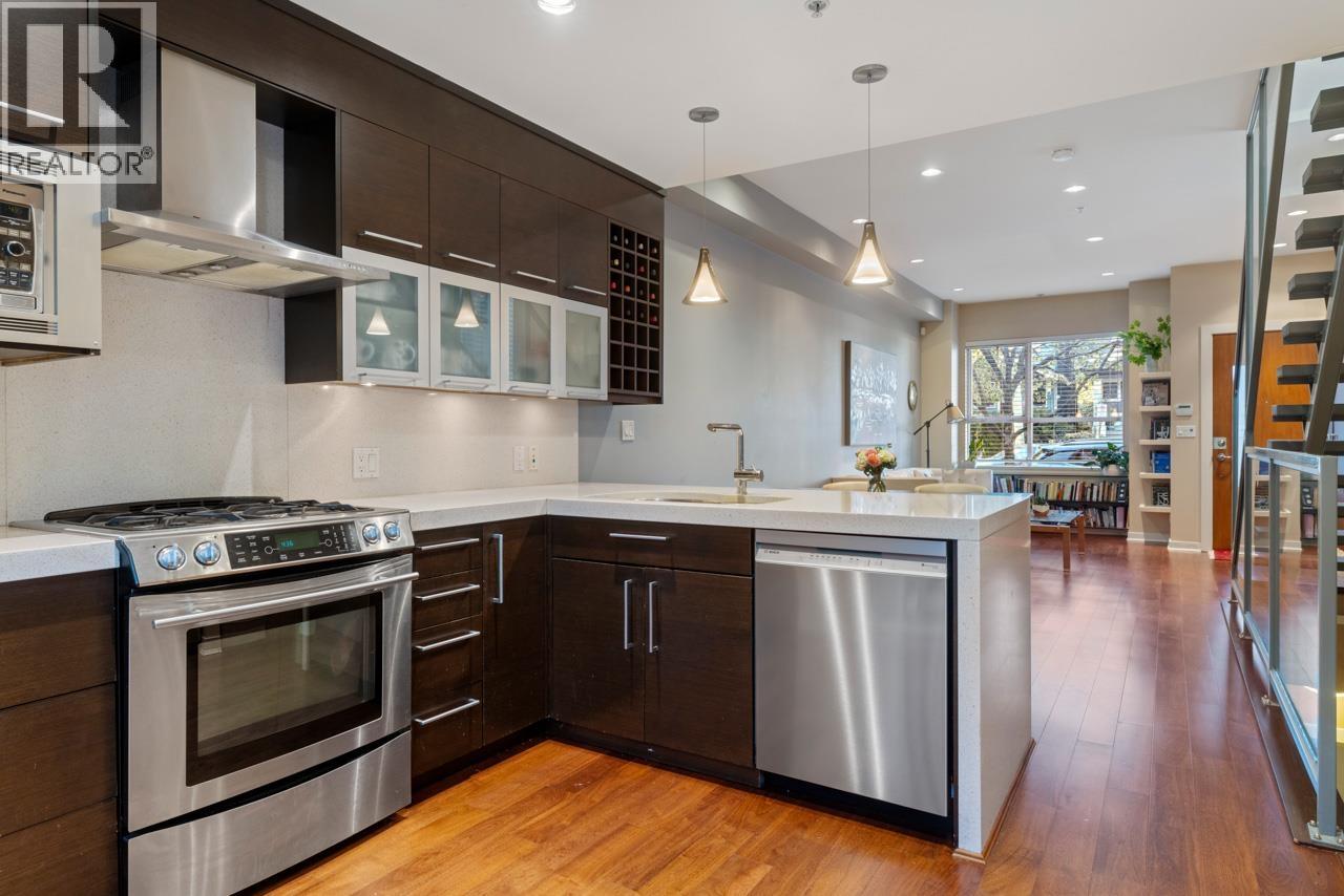 2168 W 8th Avenue, Vancouver, British Columbia  V6K 2A4 - Photo 12 - R3052032