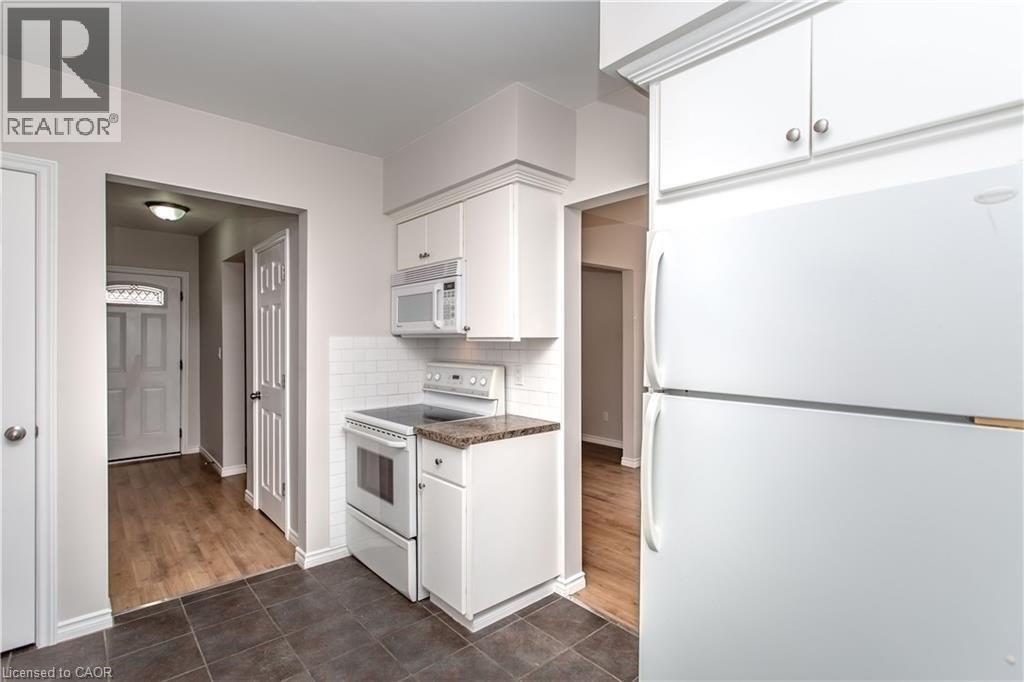 44 St. Peter Street, St. Catharines, Ontario  L2T 1P2 - Photo 6 - 40773420