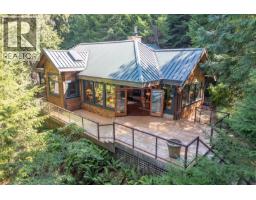 8807 Ainslie Point Road, Pender Island, Ca