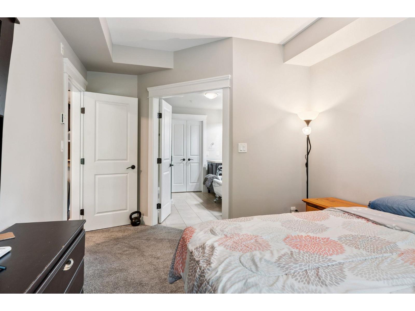202 19530 65 Avenue, Surrey, British Columbia  V4N 6M1 - Photo 12 - R3052047