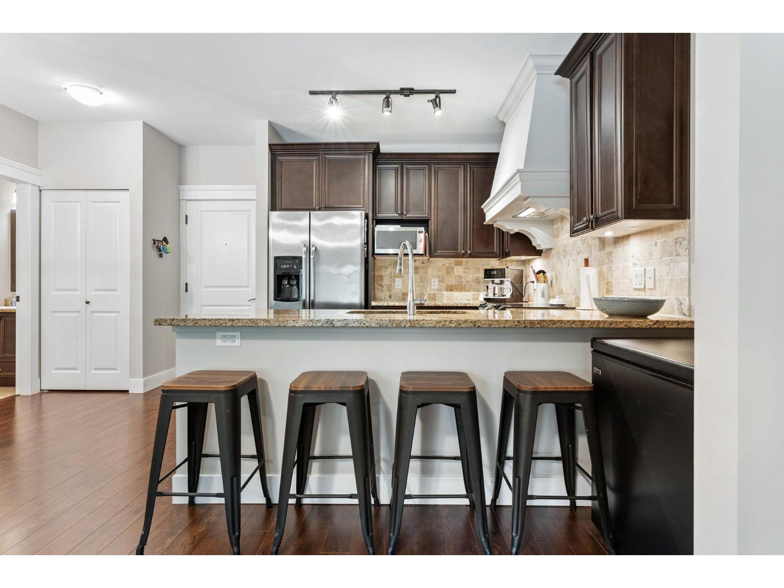 202 19530 65 Avenue, Surrey, British Columbia  V4N 6M1 - Photo 6 - R3052047