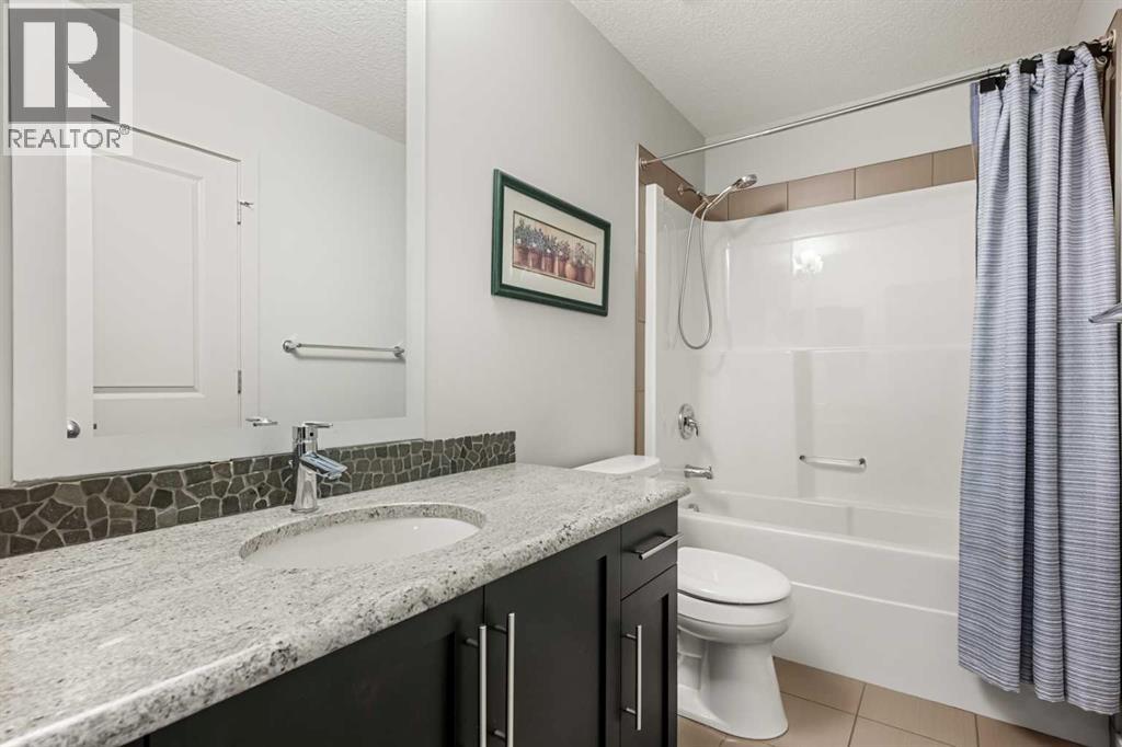 144 Crystal Green Drive, Okotoks, Alberta  T1S 0C8 - Photo 24 - A2258352