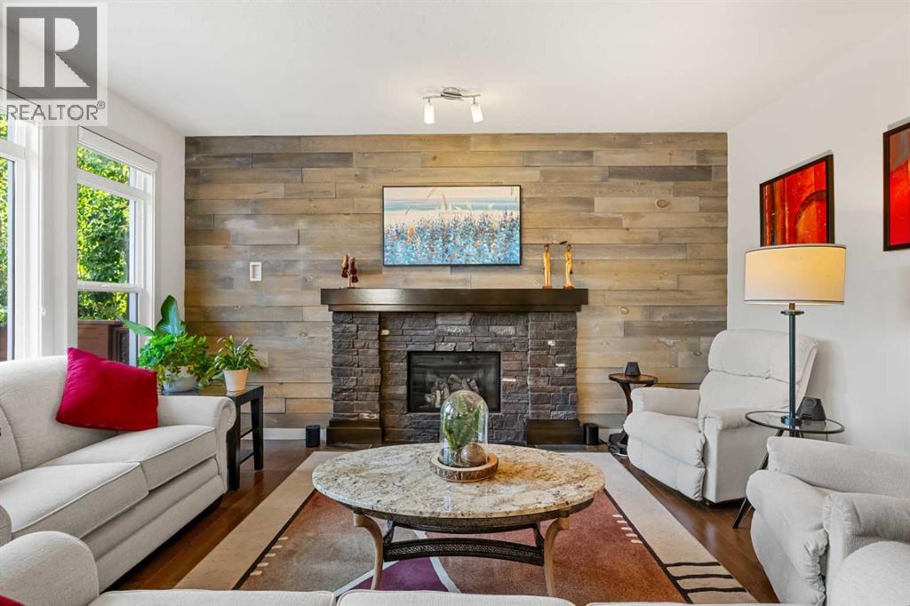 144 Crystal Green Drive, Okotoks, Alberta  T1S 0C8 - Photo 10 - A2258352