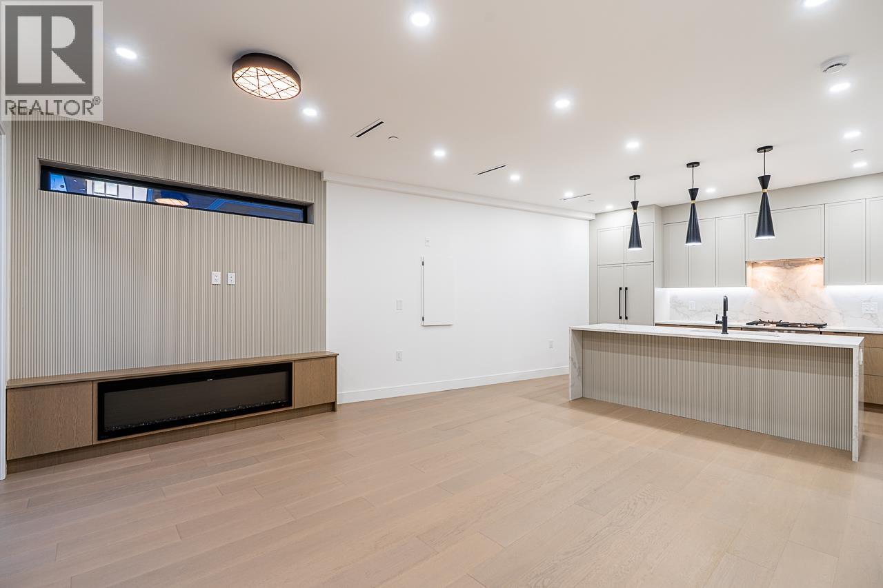 1 2282 E 8th Avenue, Vancouver, British Columbia  V5N 1V5 - Photo 5 - R3051798