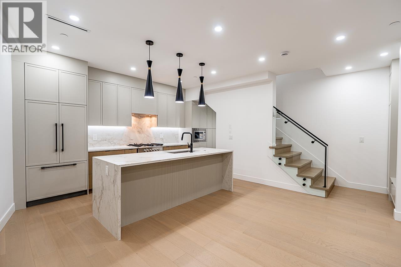 1 2282 E 8th Avenue, Vancouver, British Columbia  V5N 1V5 - Photo 9 - R3051798
