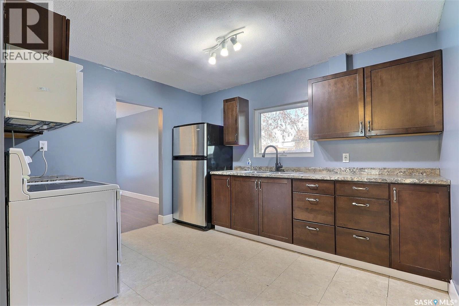 669 18th Street W, Prince Albert, Saskatchewan  S6V 4A7 - Photo 5 - SK019154