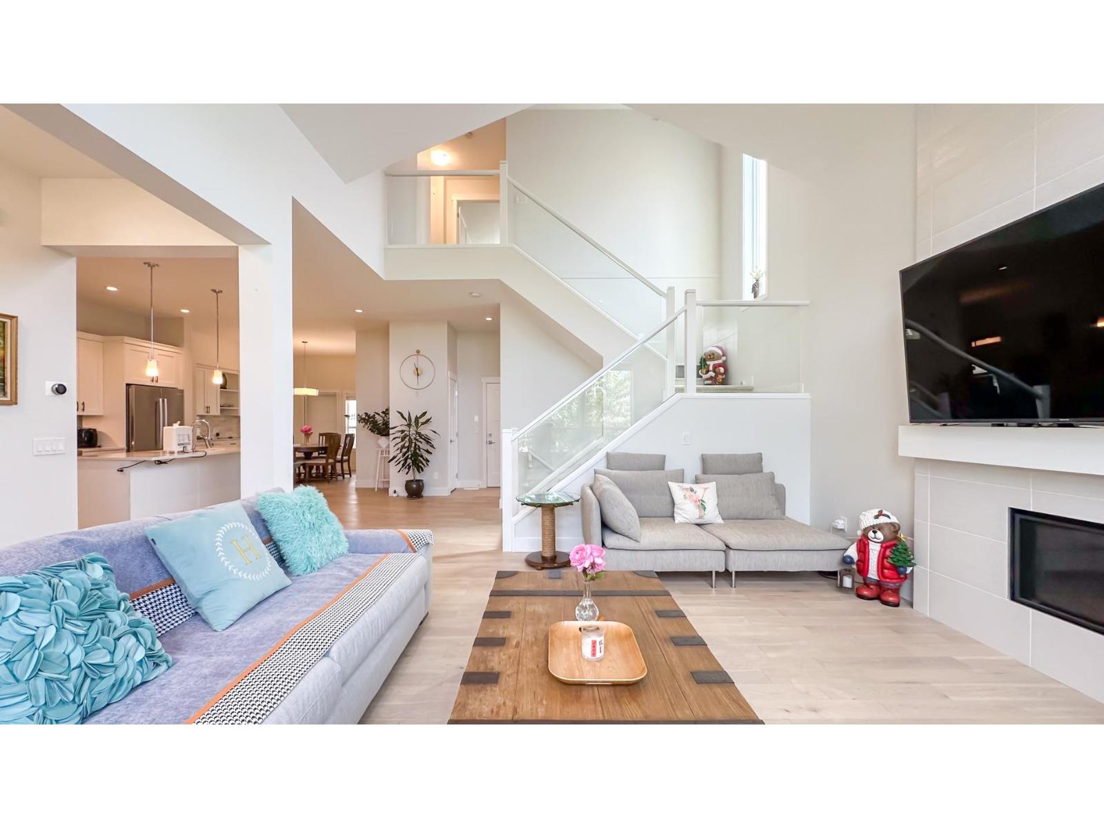 2118 165 Street, Surrey, British Columbia  V3Z 0V7 - Photo 6 - R3016112