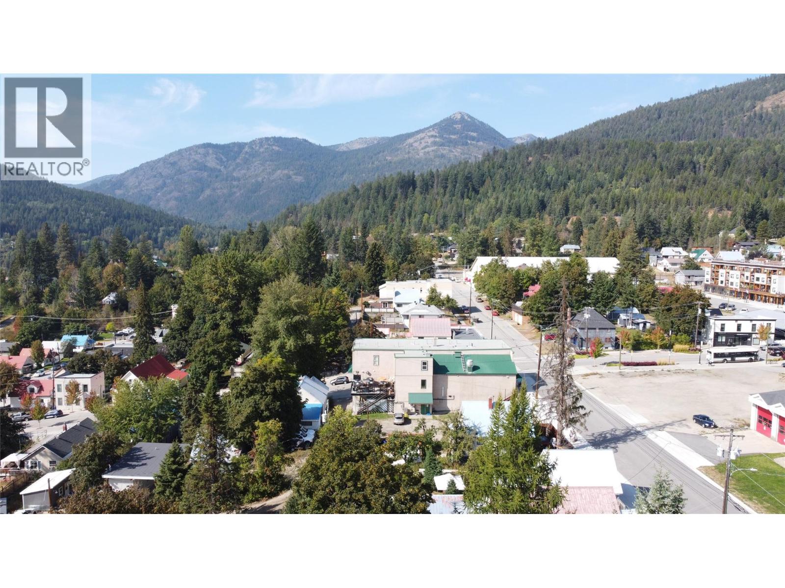 2181 Queen Street, Rossland, British Columbia  V0G 1Y0 - Photo 45 - 10363916