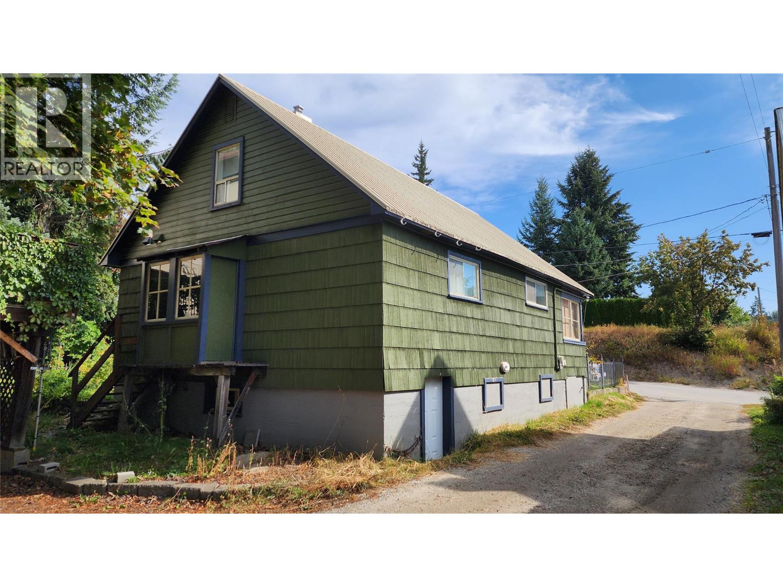 2181 Queen Street, Rossland, British Columbia  V0G 1Y0 - Photo 7 - 10363916
