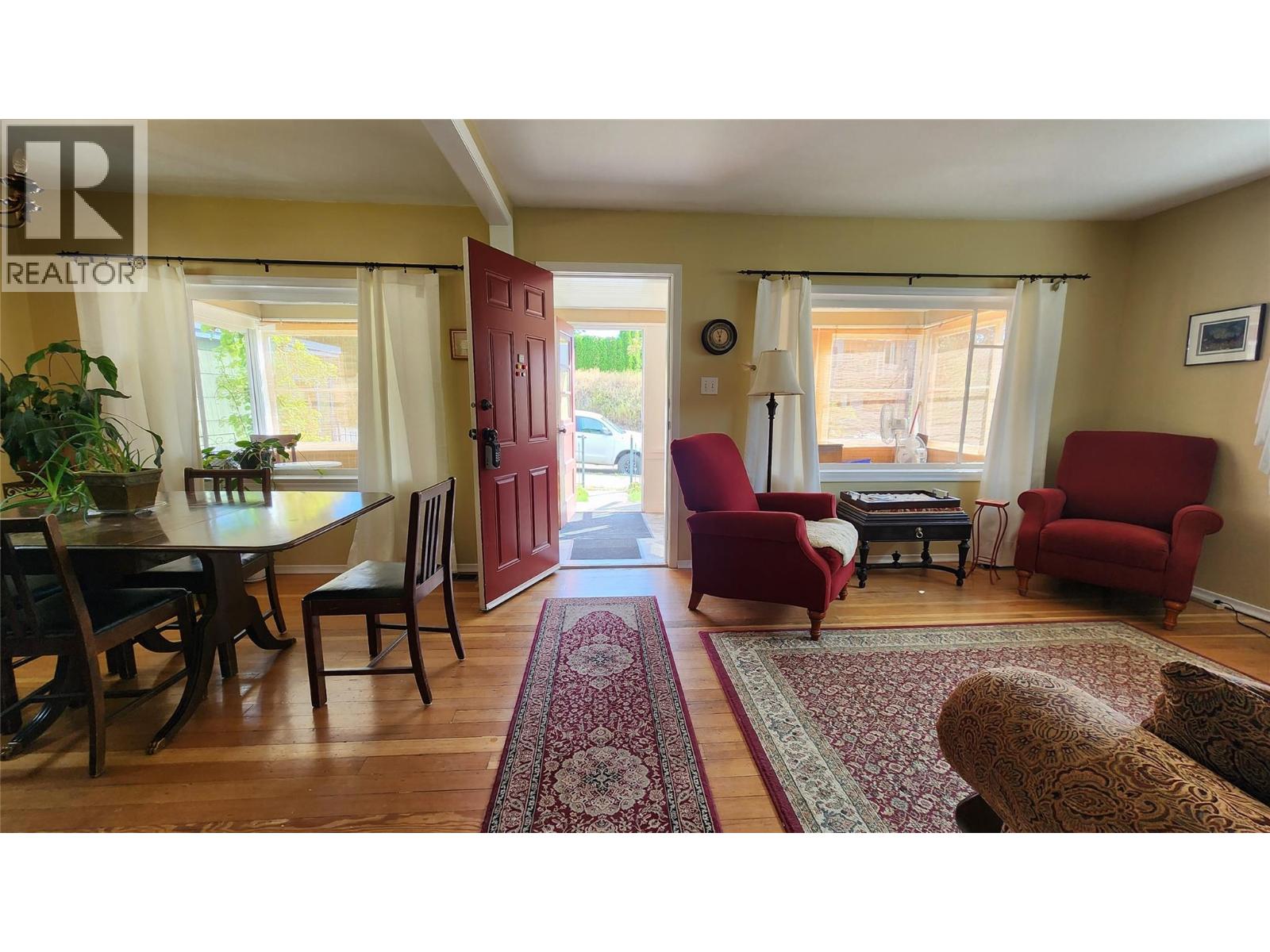 2181 Queen Street, Rossland, British Columbia  V0G 1Y0 - Photo 13 - 10363916