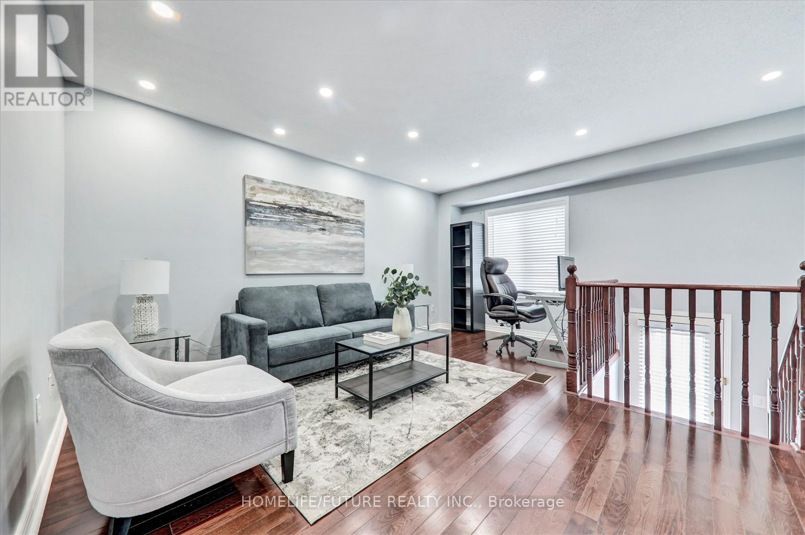 38 Lavan Lane, Ajax, Ontario  L1T 0H1 - Photo 10 - E12424087