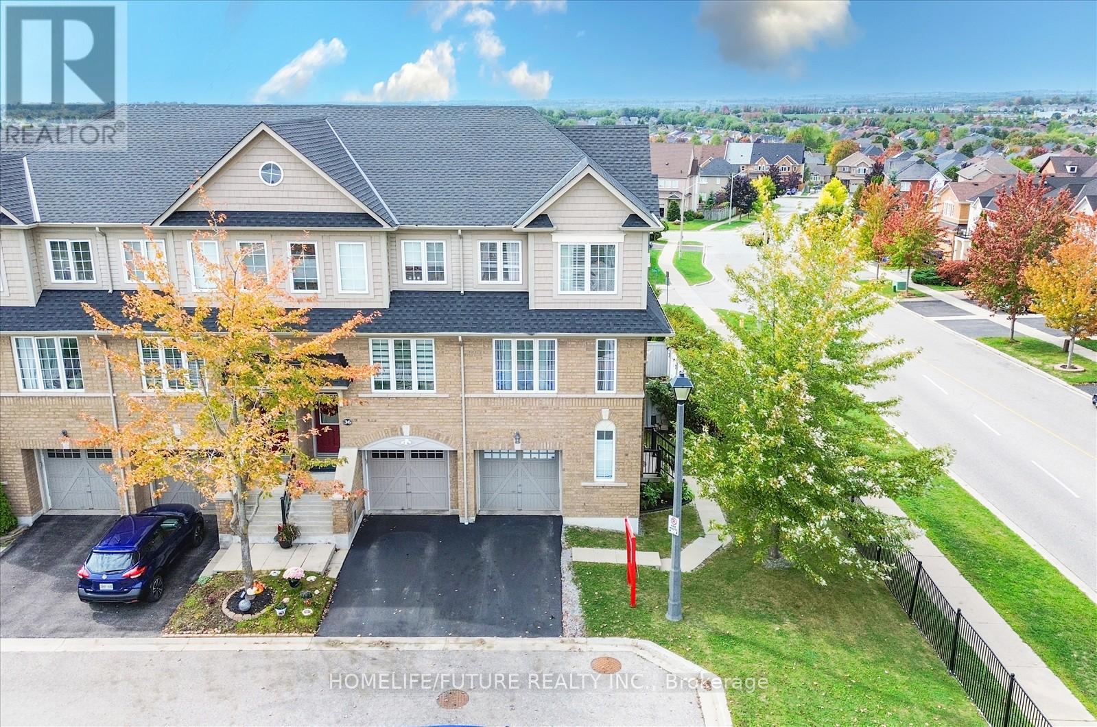 38 Lavan Lane, Ajax, Ontario  L1T 0H1 - Photo 4 - E12424087