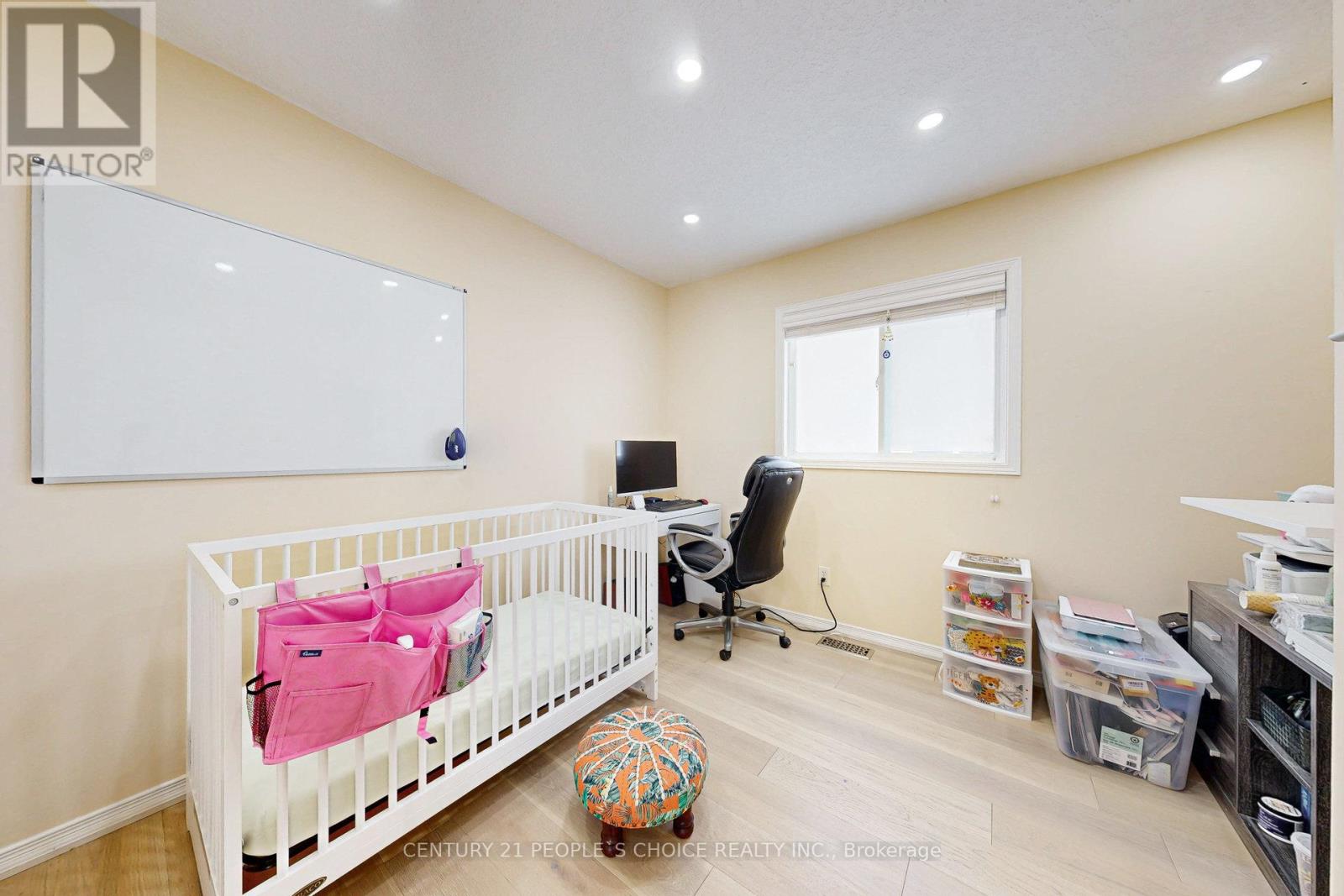 19 Mckitrick Drive, Orangeville, Ontario  L9W 5C2 - Photo 23 - W12425031