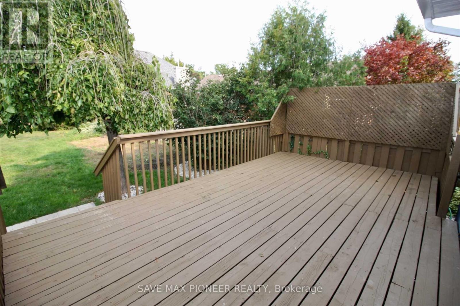 5 Parkview Boulevard, Halton Hills, Ontario  L7G 2Y2 - Photo 15 - W12425033