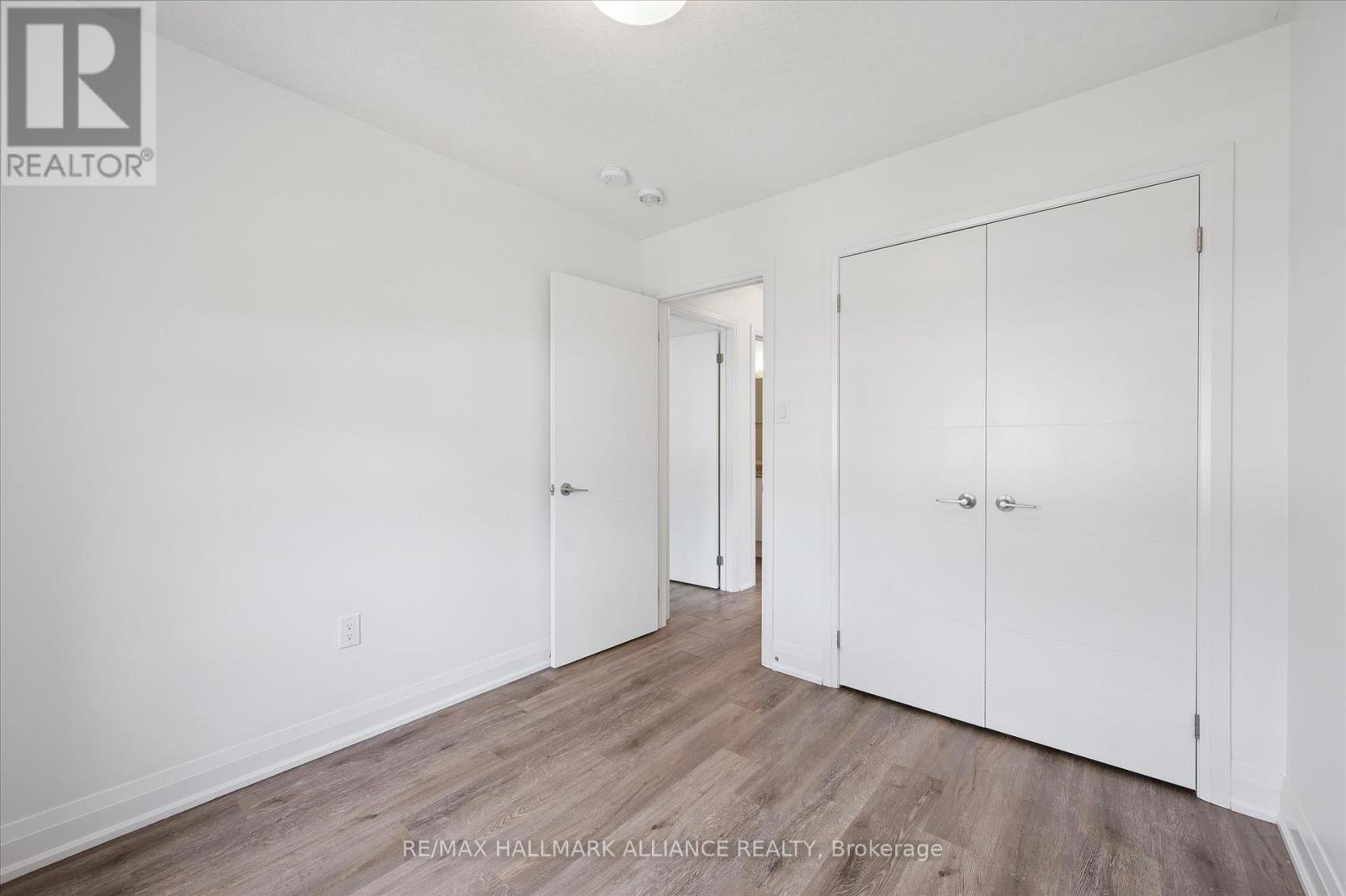 38 Steele Crescent, Guelph, Ontario  N1E 0S7 - Photo 20 - X12409985