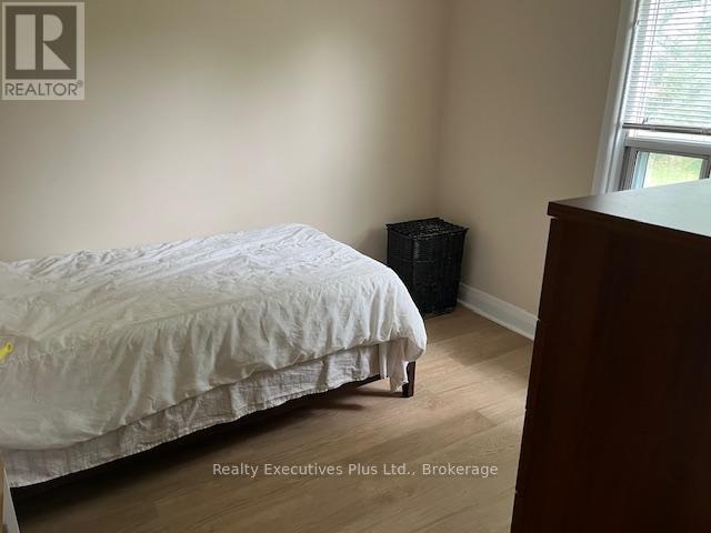 122 Hawthorne Road, Oakville, Ontario  L6K 1V8 - Photo 12 - W12425079