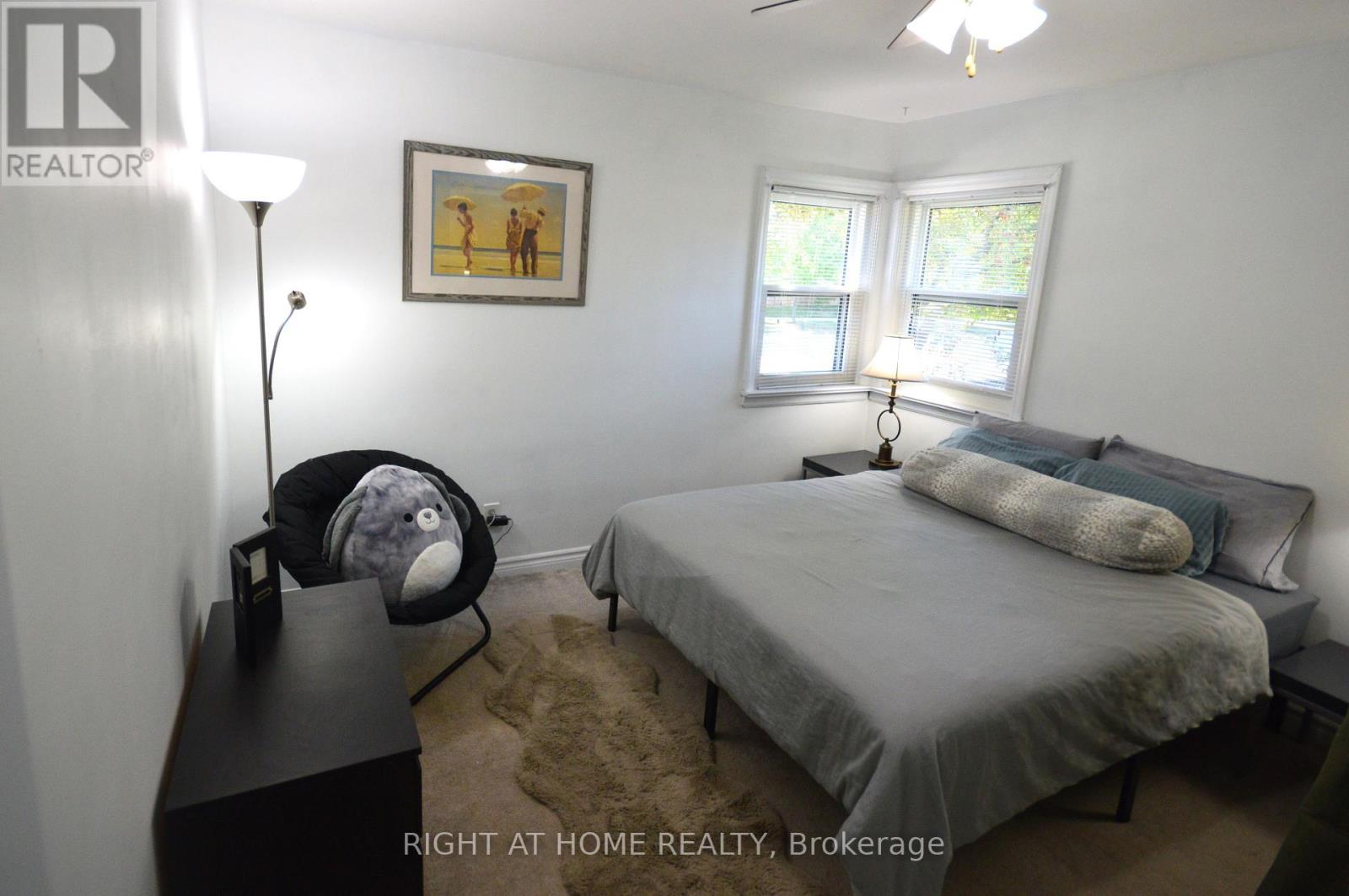 117 Barker Street, London East (East C), Ontario  N5Y 1X9 - Photo 10 - X12425032