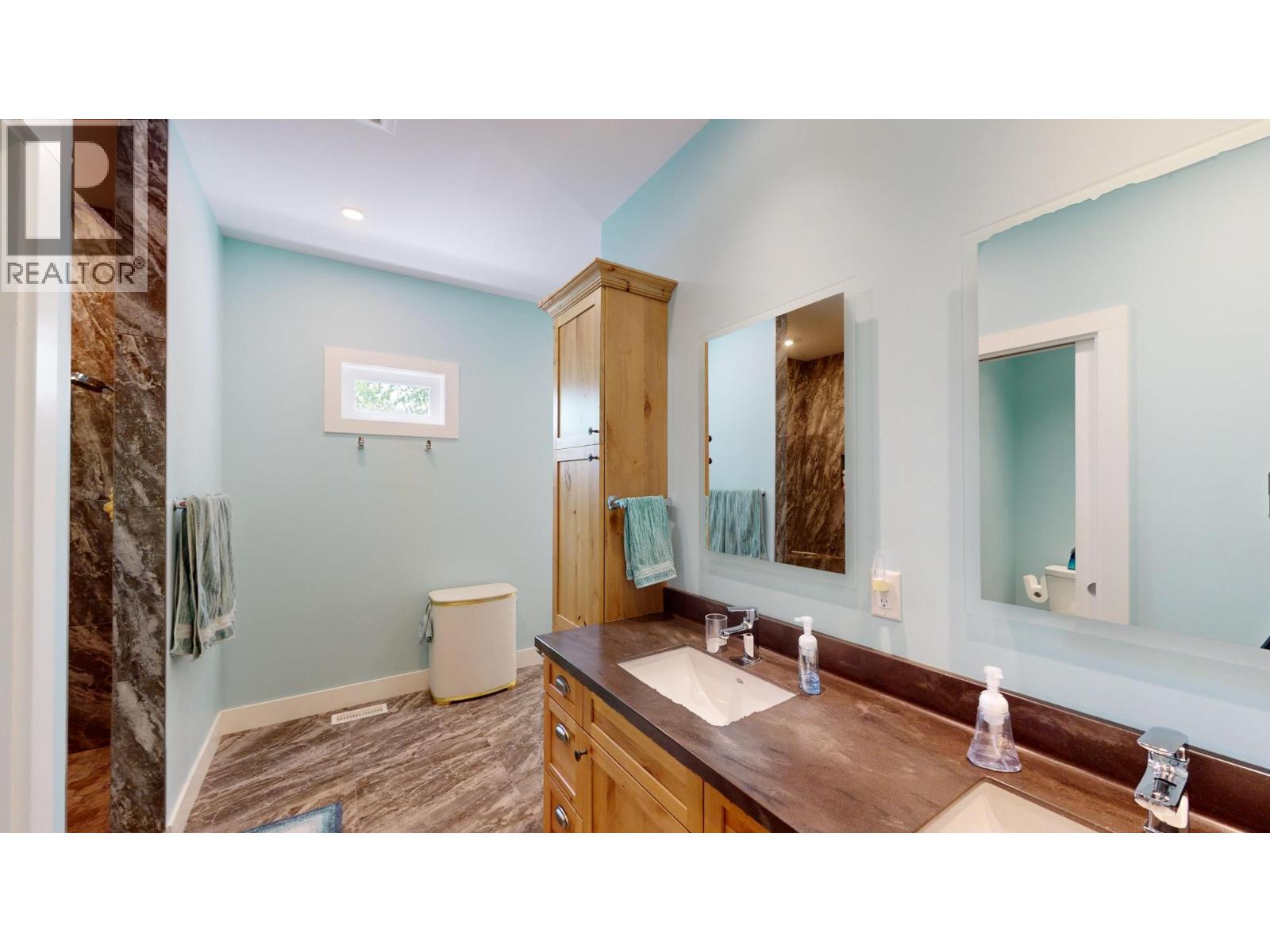 2475 Colin Crescent, Trail, British Columbia  V1R 4T4 - Photo 16 - 10350212