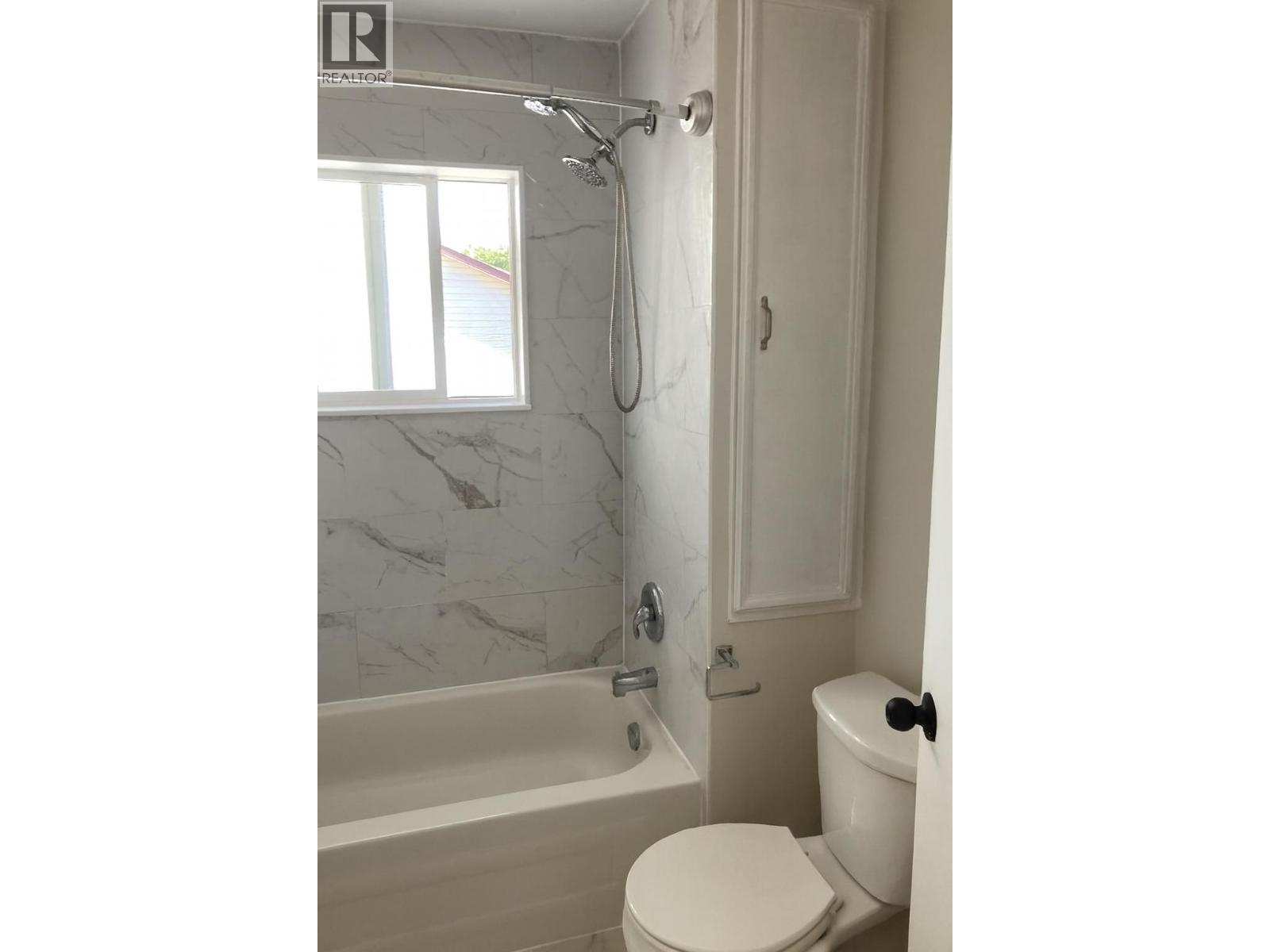415 Gerstmar Road, Kelowna, British Columbia  V1X 4B2 - Photo 25 - 10352909