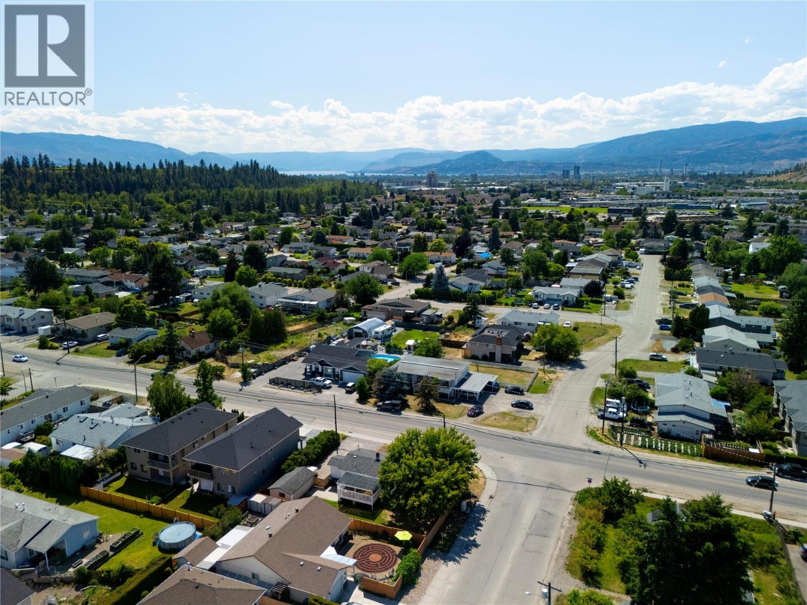 415 Gerstmar Road, Kelowna, British Columbia  V1X 4B2 - Photo 13 - 10352909