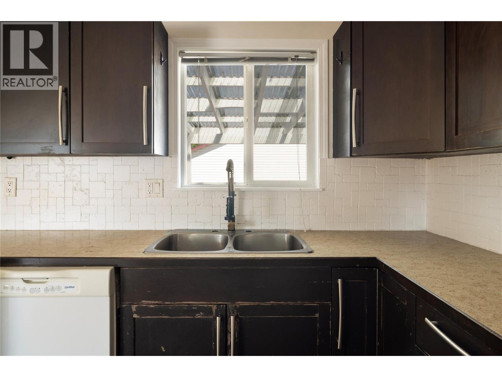 415 Gerstmar Road, Kelowna, British Columbia  V1X 4B2 - Photo 18 - 10352909