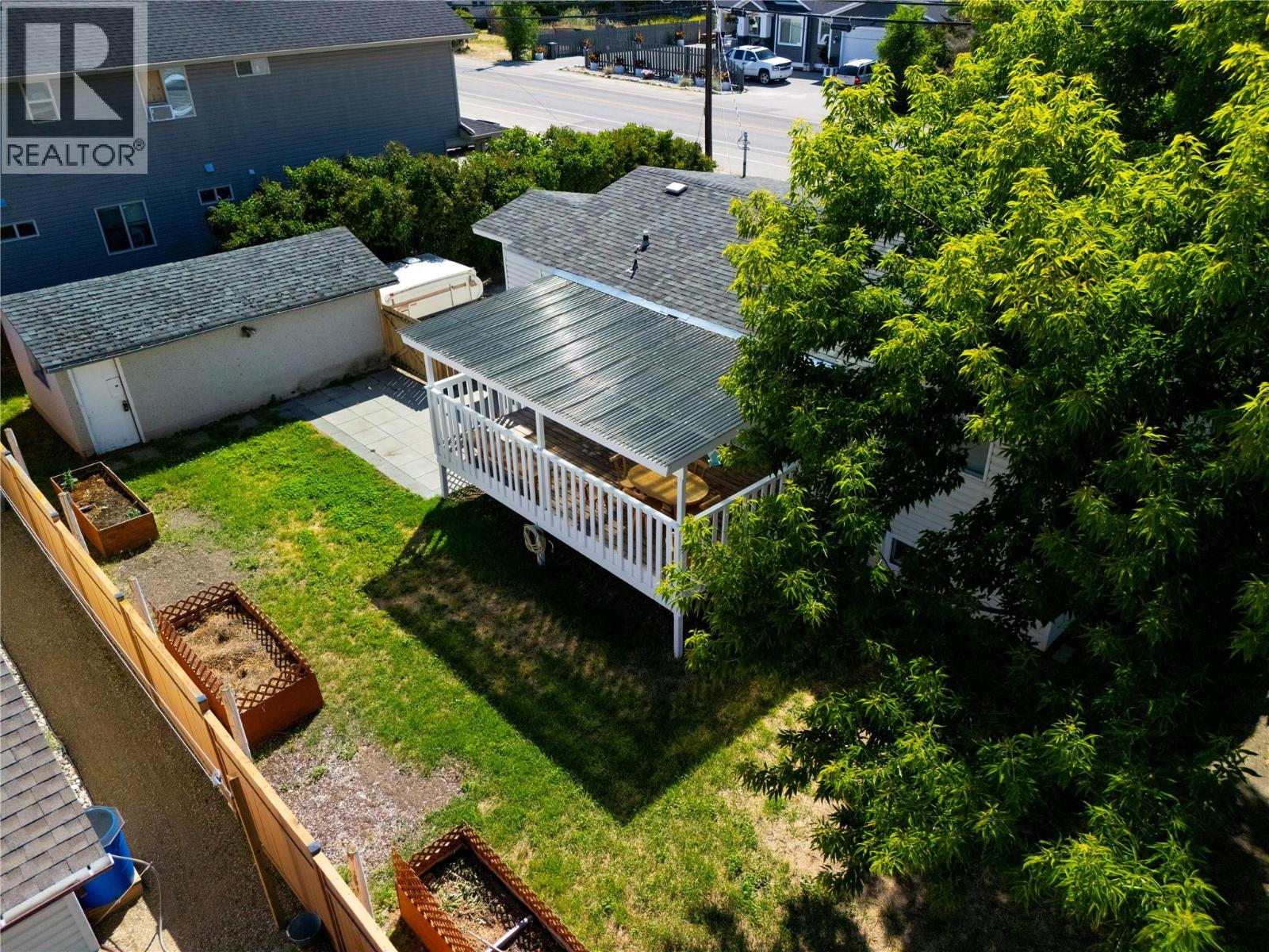 415 Gerstmar Road, Kelowna, British Columbia  V1X 4B2 - Photo 9 - 10352909