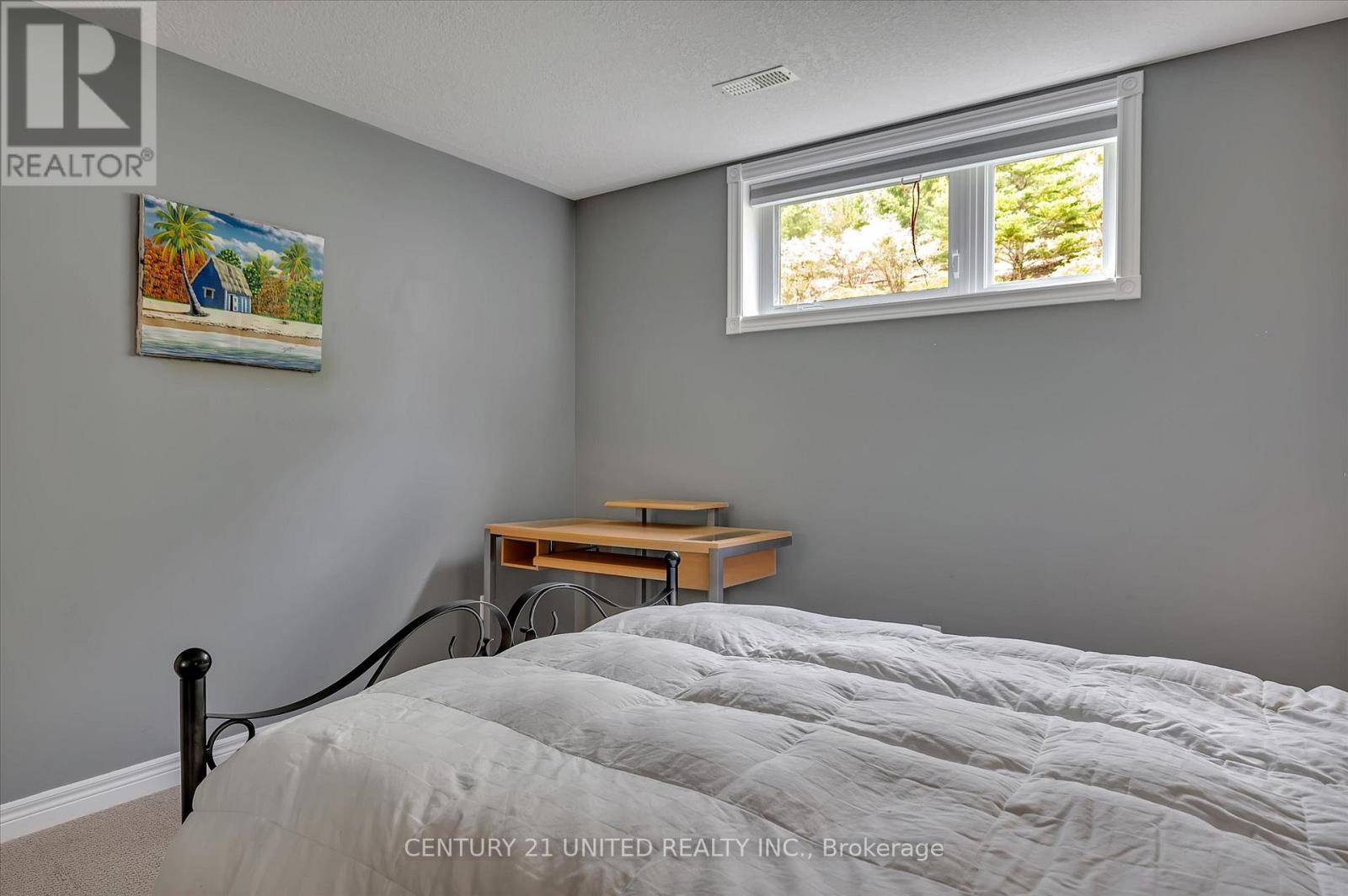 194 - 301 Carnegie Avenue, Peterborough, Ontario  K9L 0G1 - Photo 35 - X12424601