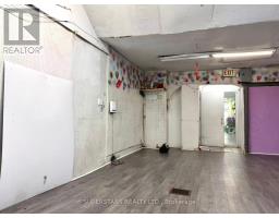 564 DUNDAS STREET W, Toronto, Ontario