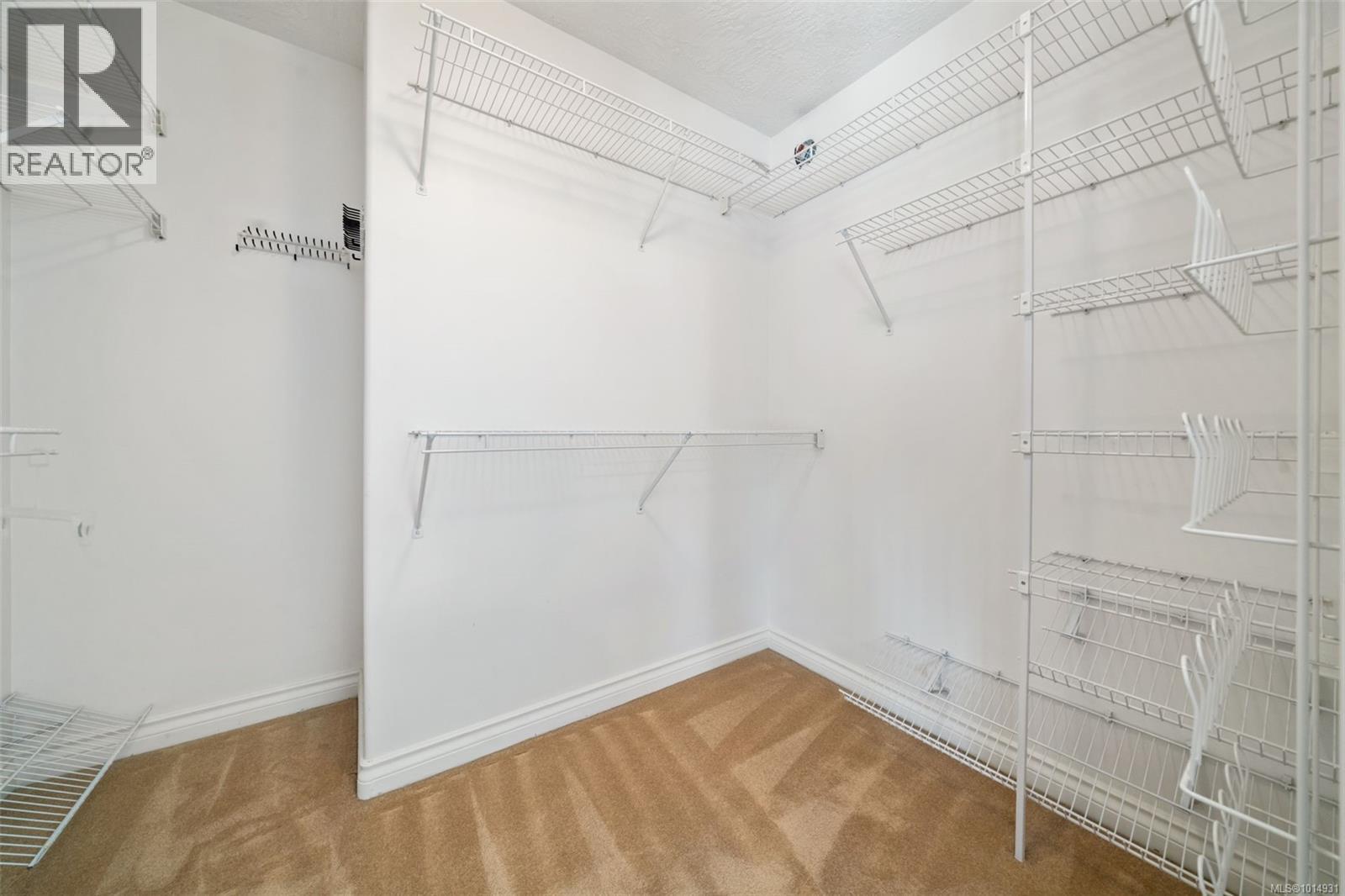 899 Currandale Crt, Saanich, British Columbia  V8X 4Y2 - Photo 22 - 1014931