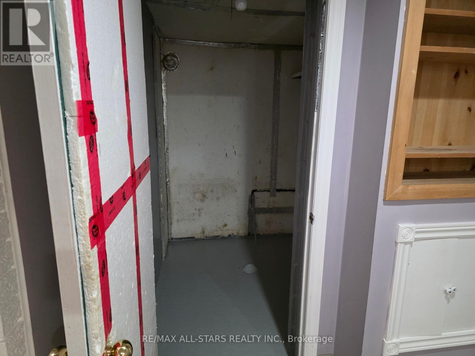 221 Elgin Street W, Oshawa, Ontario  L1J 2N9 - Photo 10 - E12425114