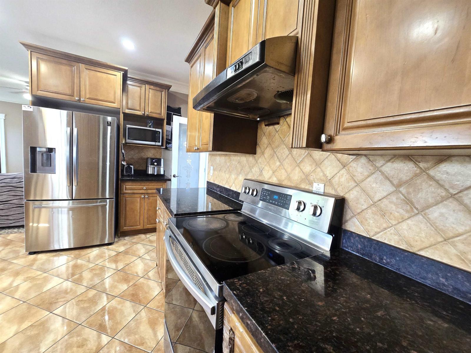 3415 Nightingale Drive, Abbotsford, British Columbia  V2T 5W3 - Photo 11 - R3051082